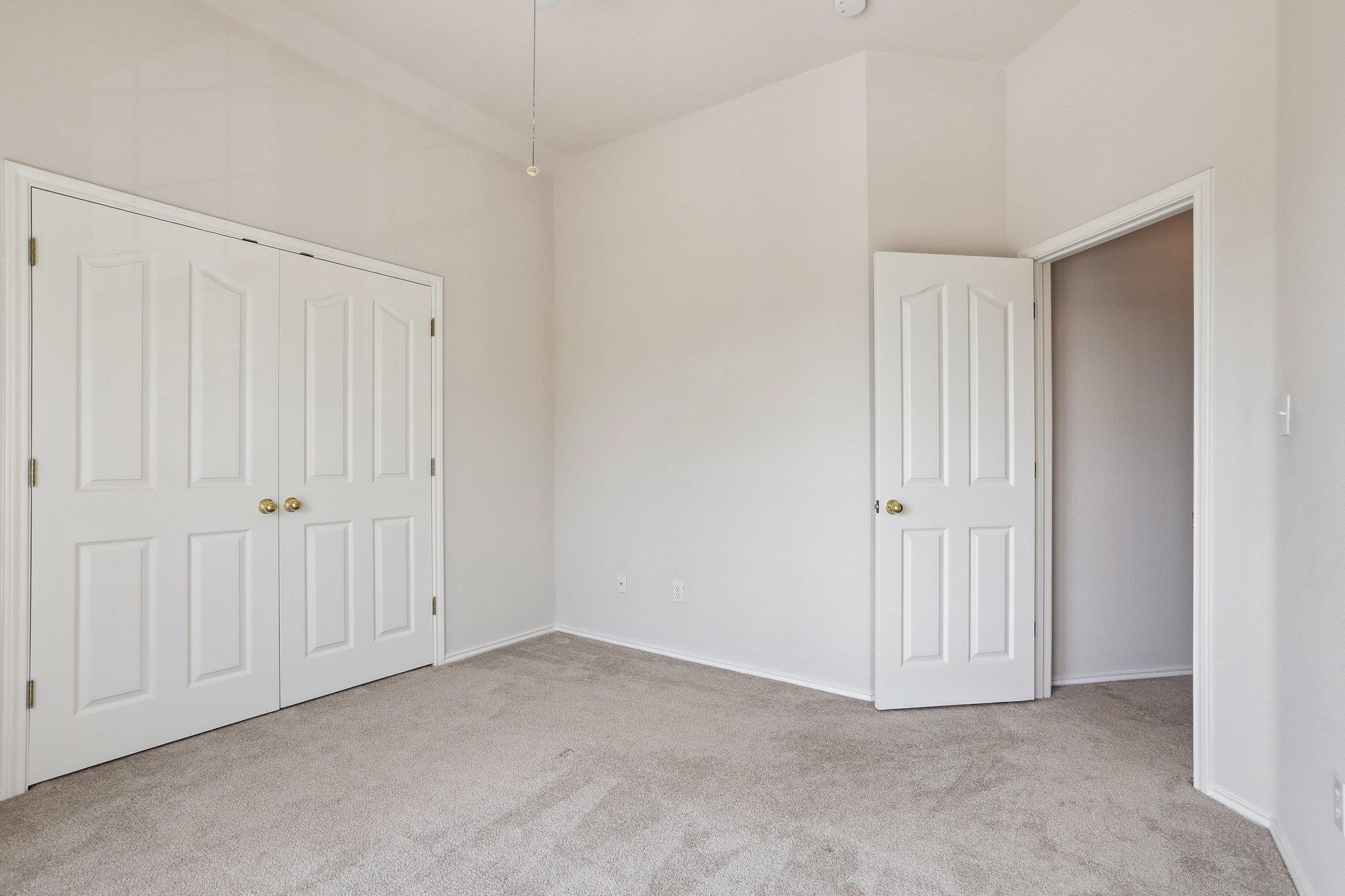 411 S Lynnwood Trl, Cedar Park, TX 78613