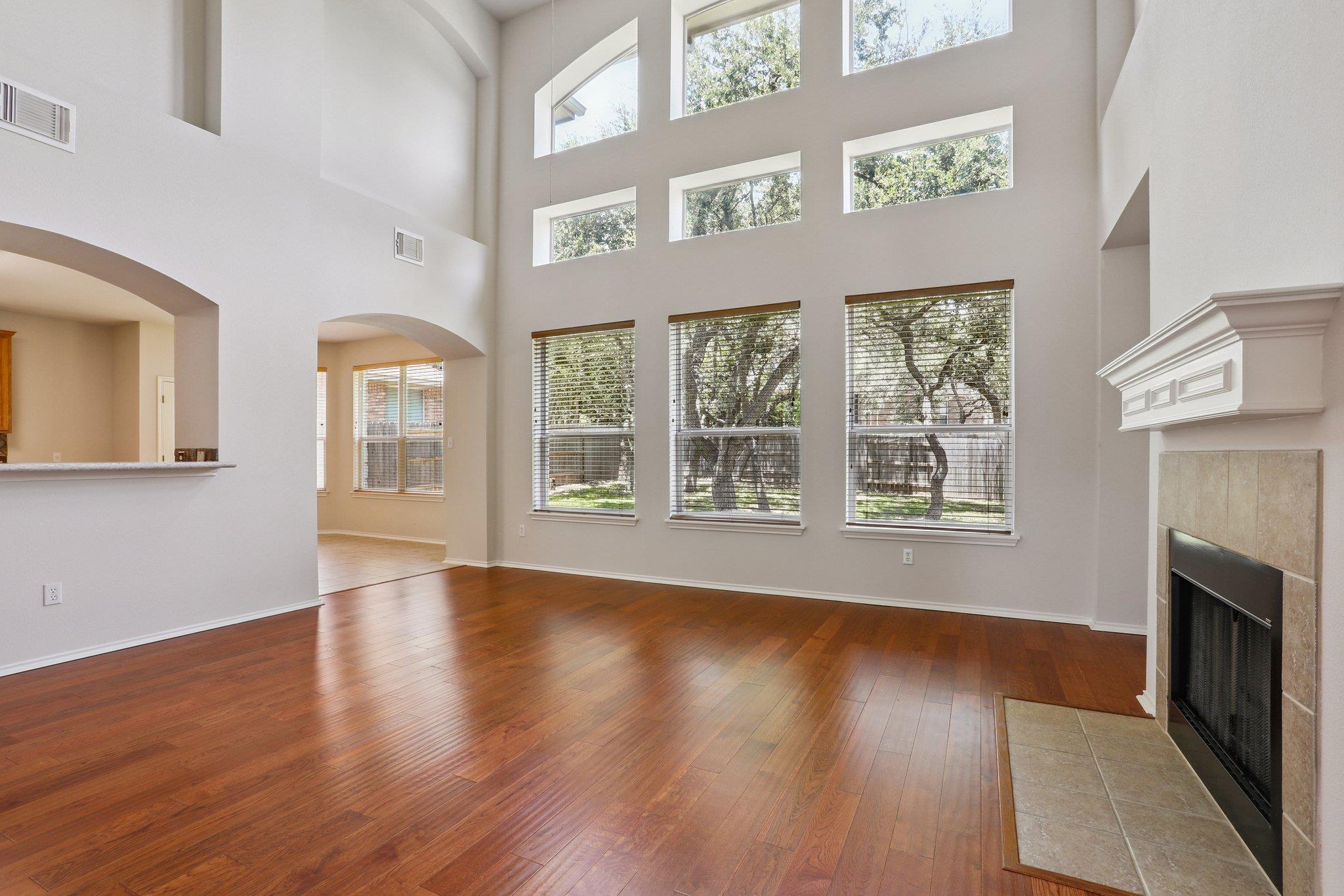 411 S Lynnwood Trl, Cedar Park, TX 78613
