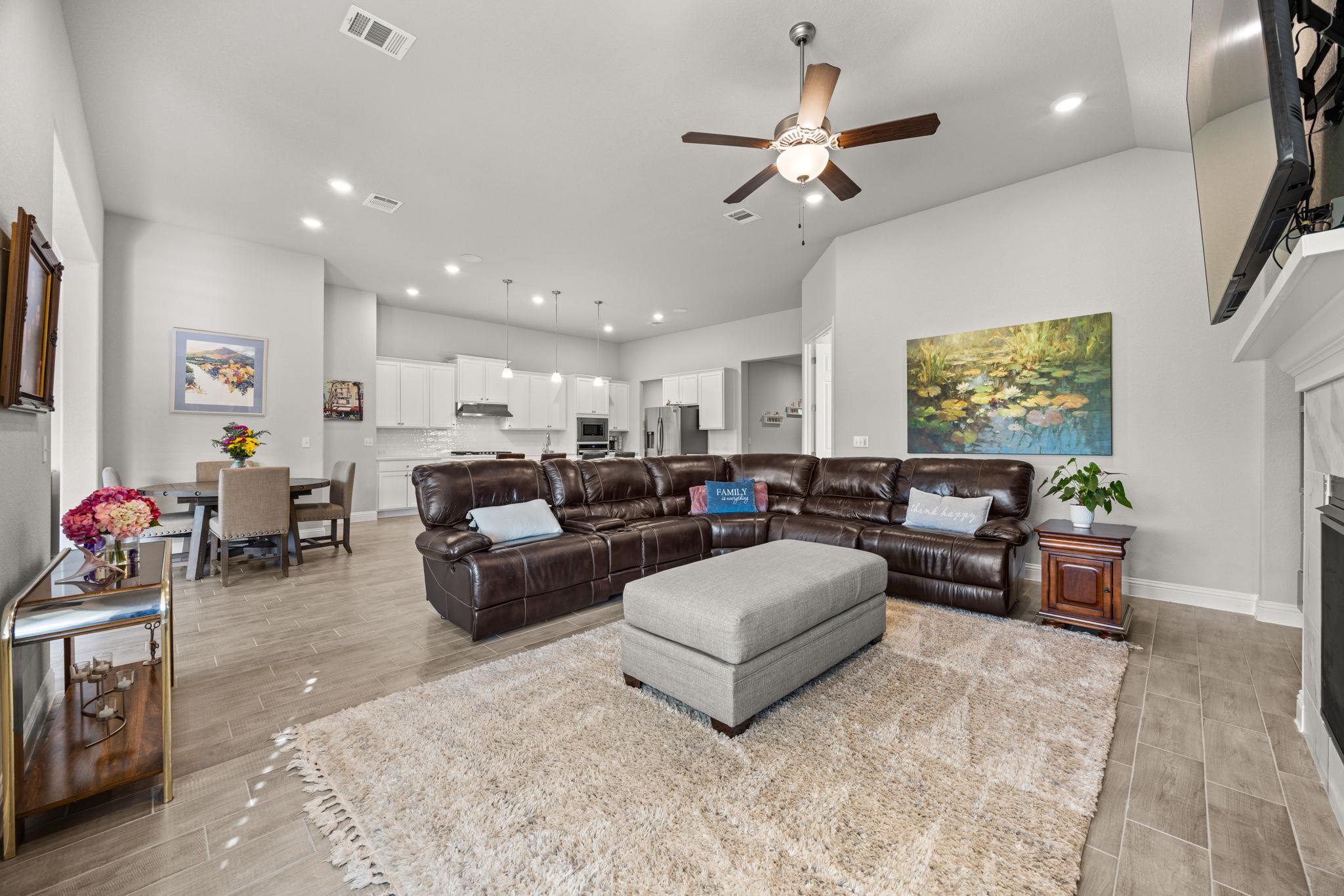 270 Baldovino Skwy, Lakeway, TX 78738