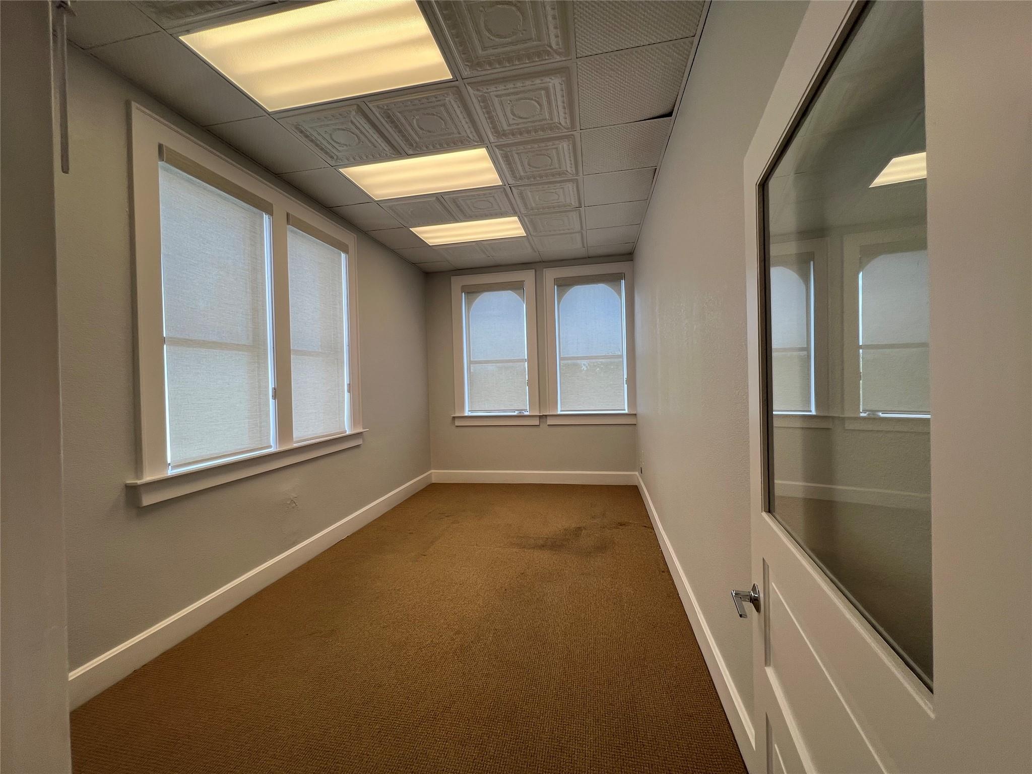 113 & 115 E 3rd St, Taylor, TX 76574