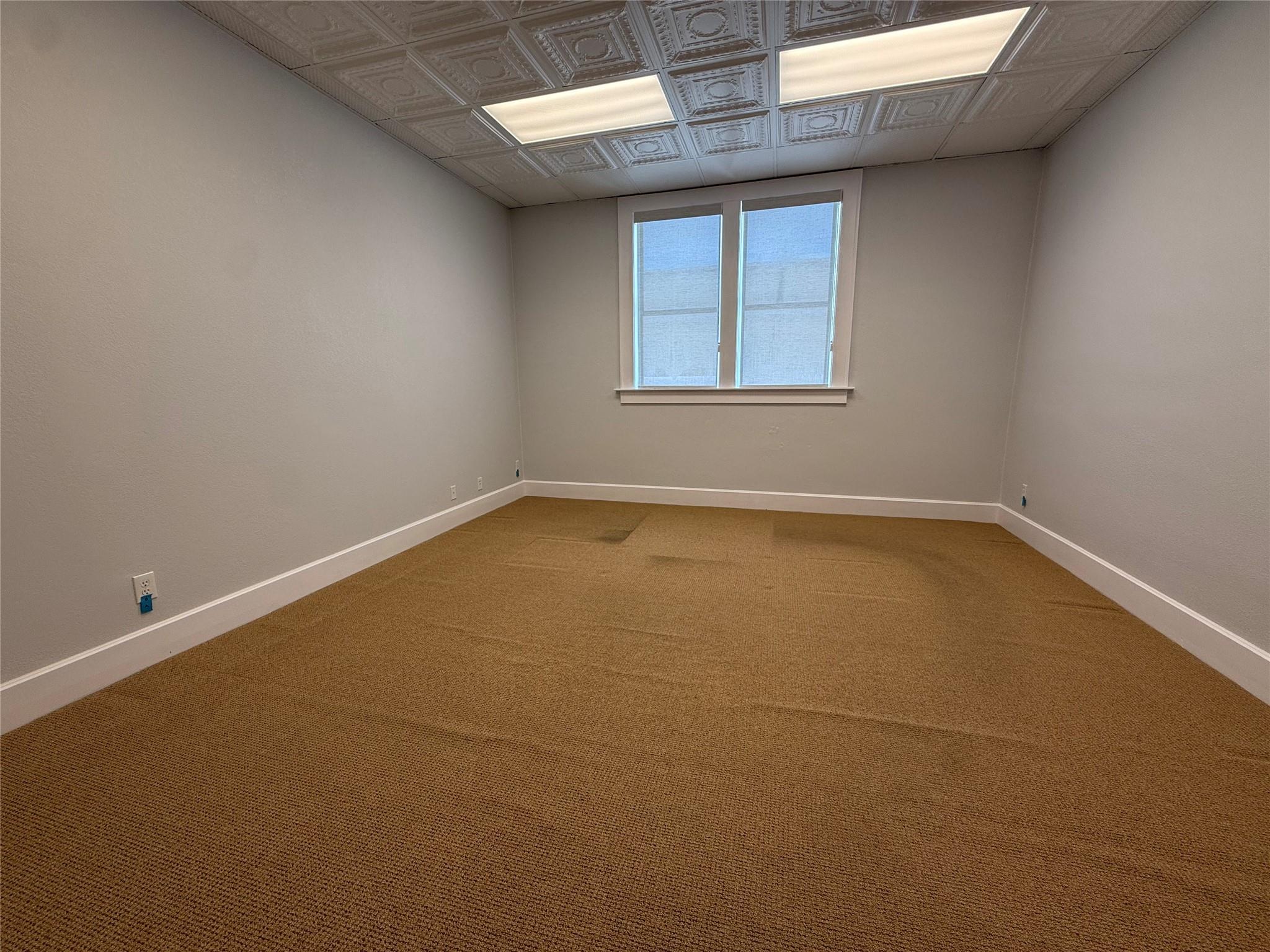 113 & 115 E 3rd St, Taylor, TX 76574