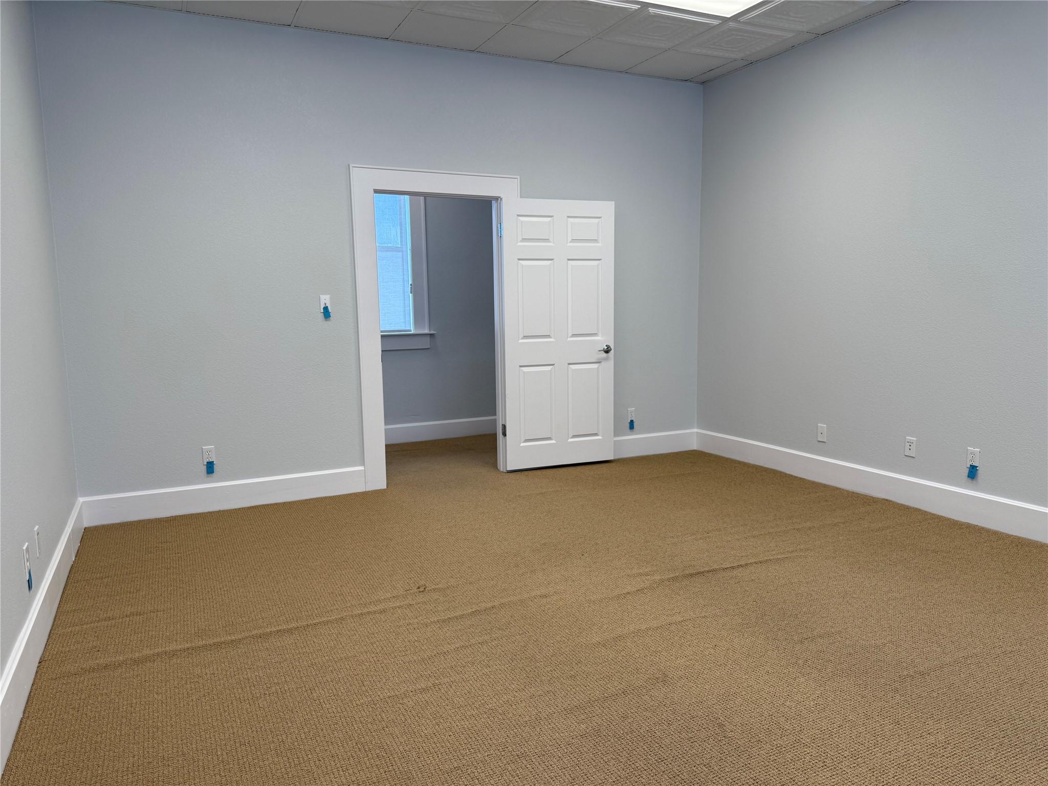 113 & 115 E 3rd St, Taylor, TX 76574