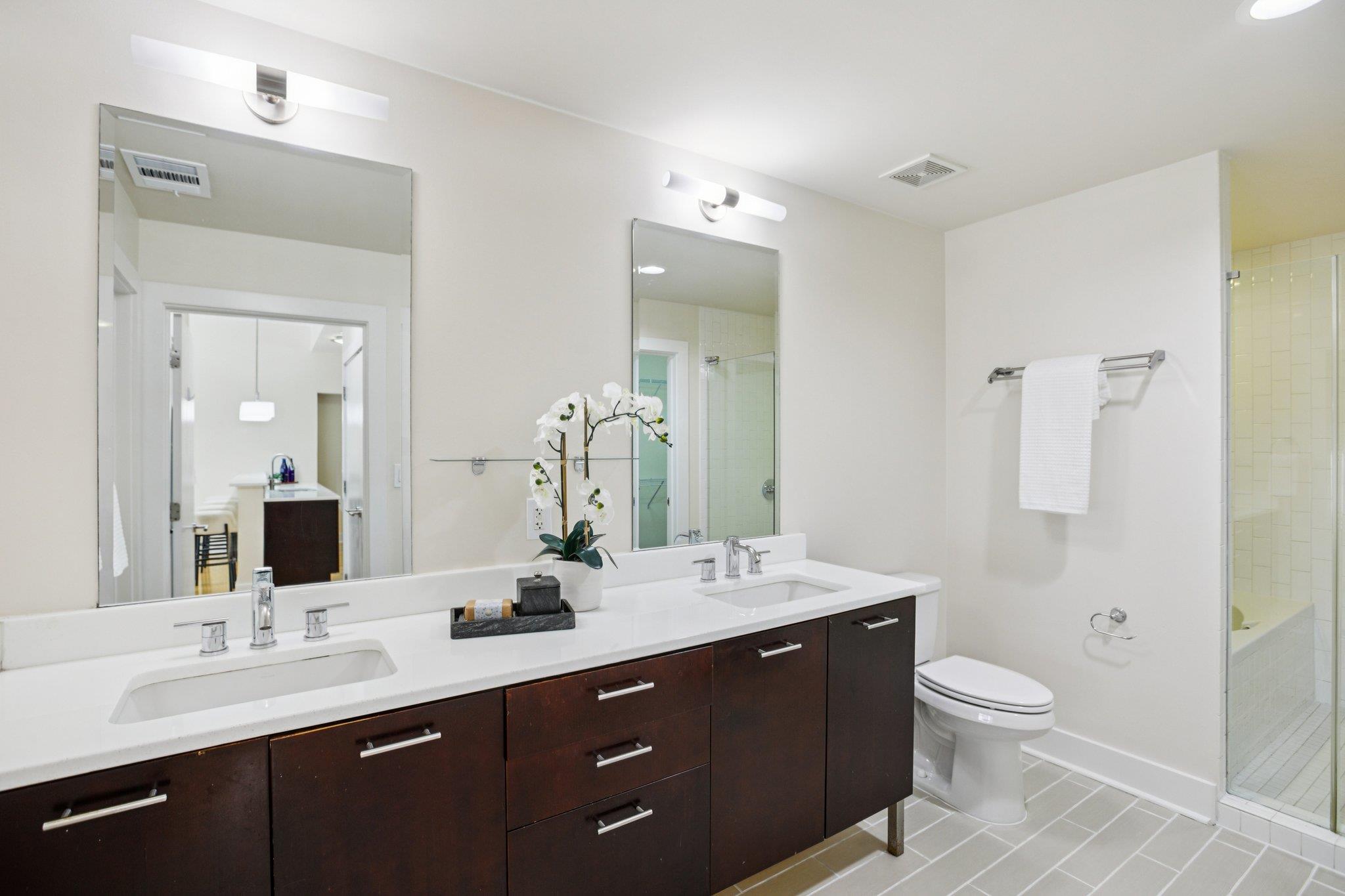 603 Davis St # 2007, Austin, TX 78701