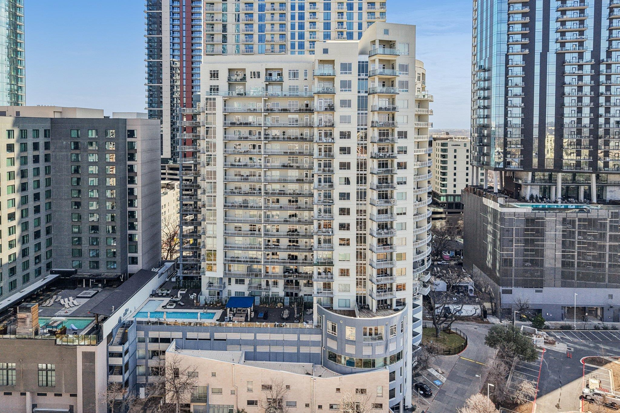 603 Davis St # 2007, Austin, TX 78701