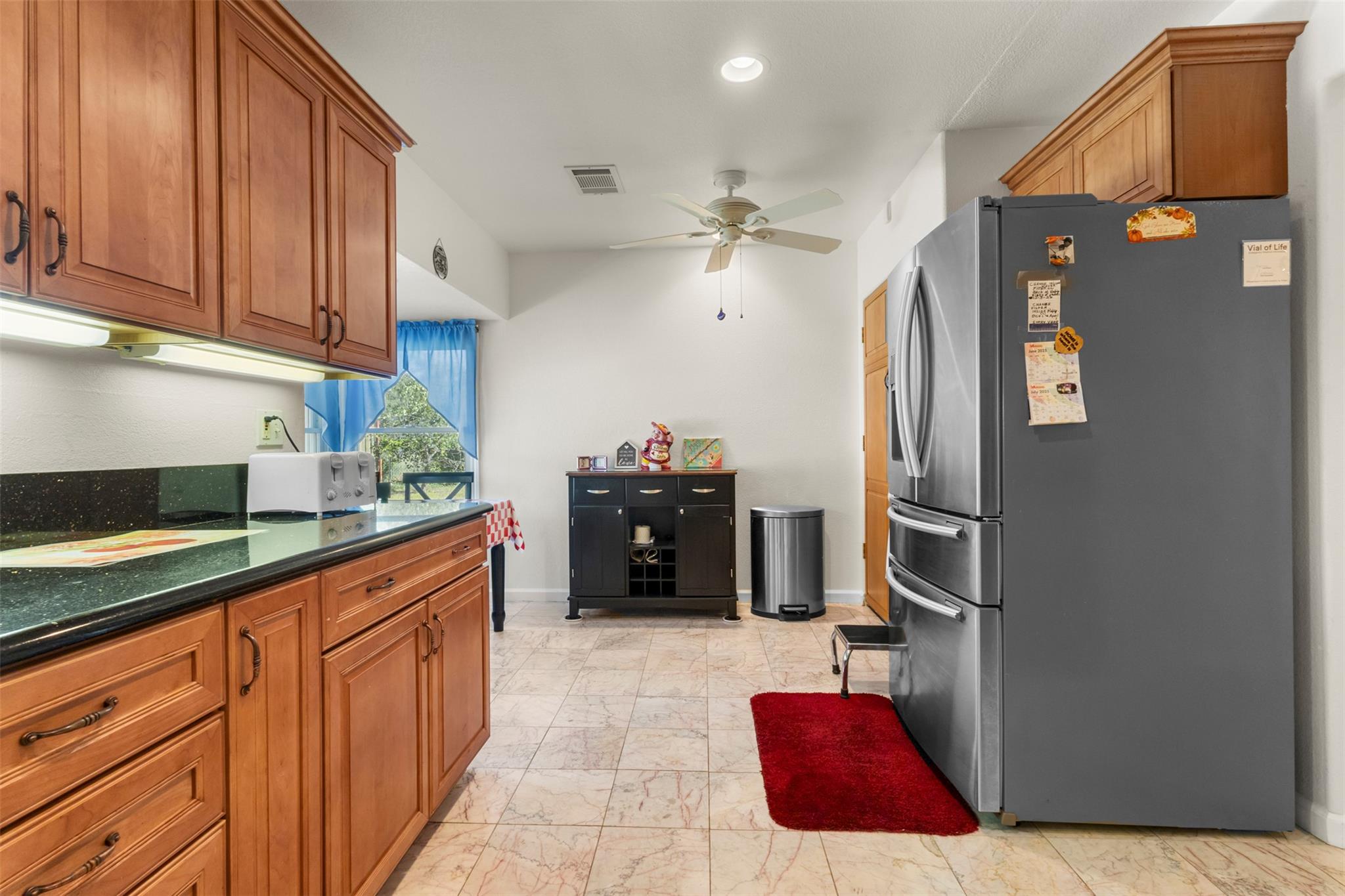 118 Midnight Sun Dr, Spicewood, TX 78669