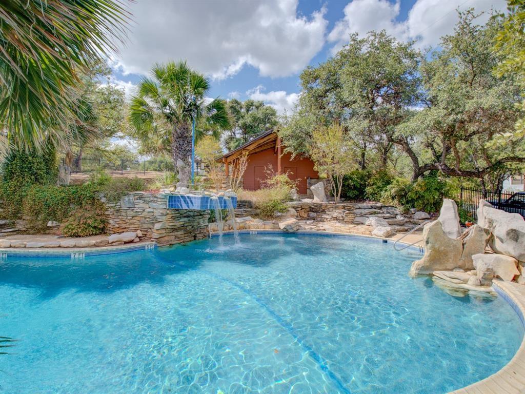 118 Midnight Sun Dr, Spicewood, TX 78669