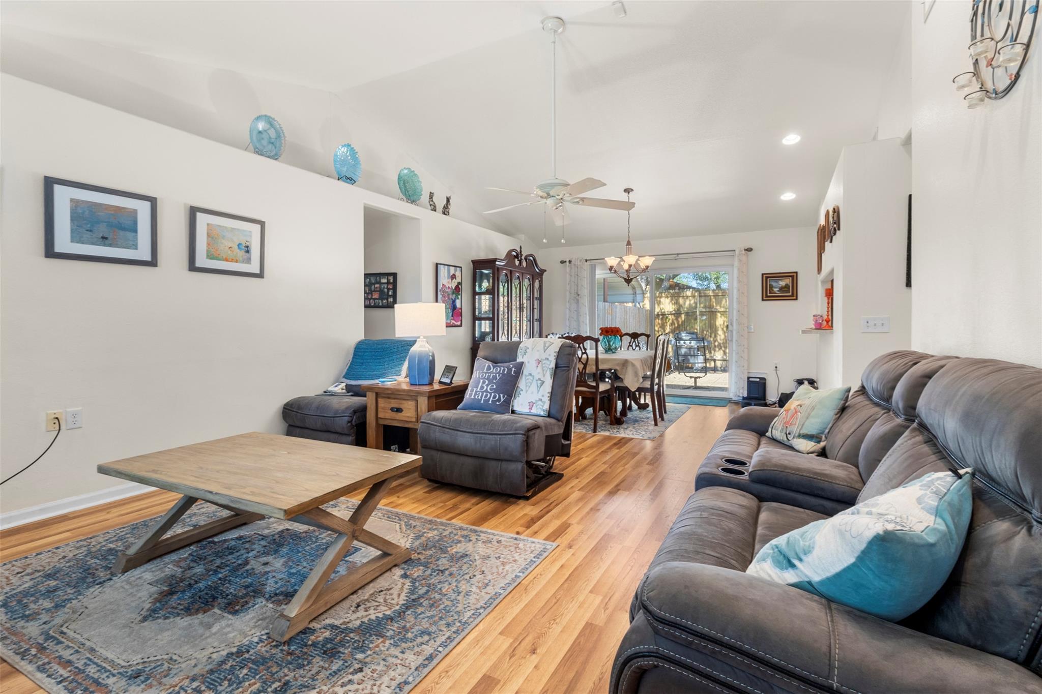 118 Midnight Sun Dr, Spicewood, TX 78669