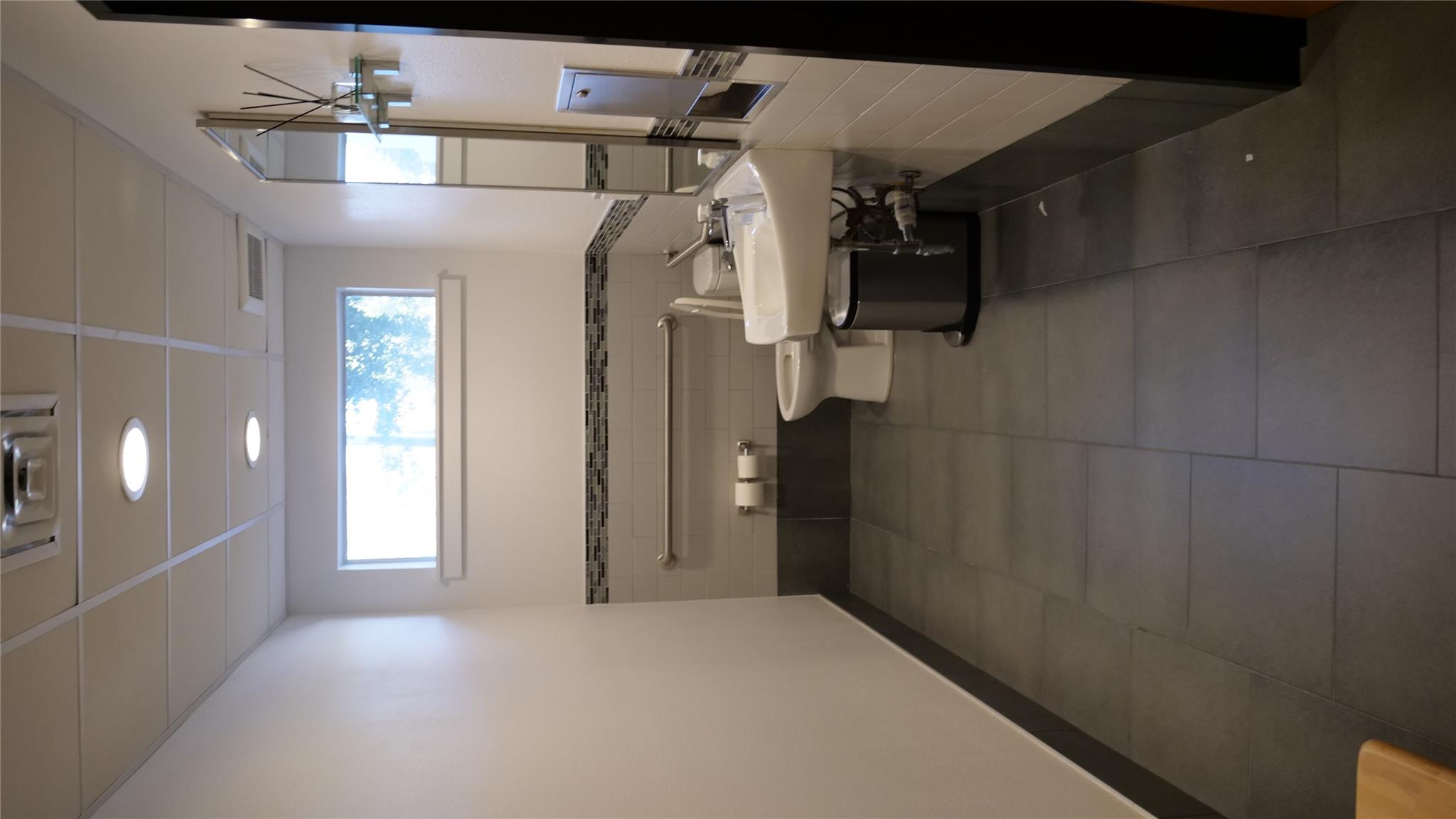 2210 Western Trails Blvd, Austin, TX 78745