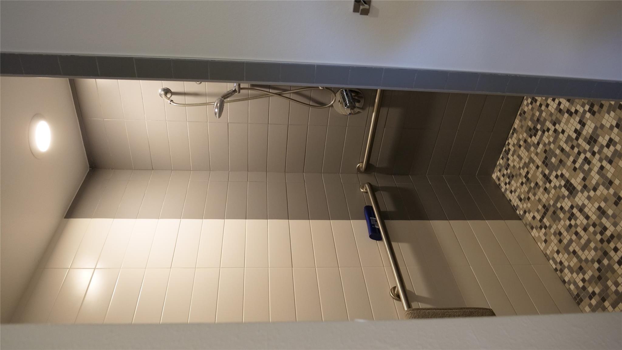 2210 Western Trails Blvd, Austin, TX 78745