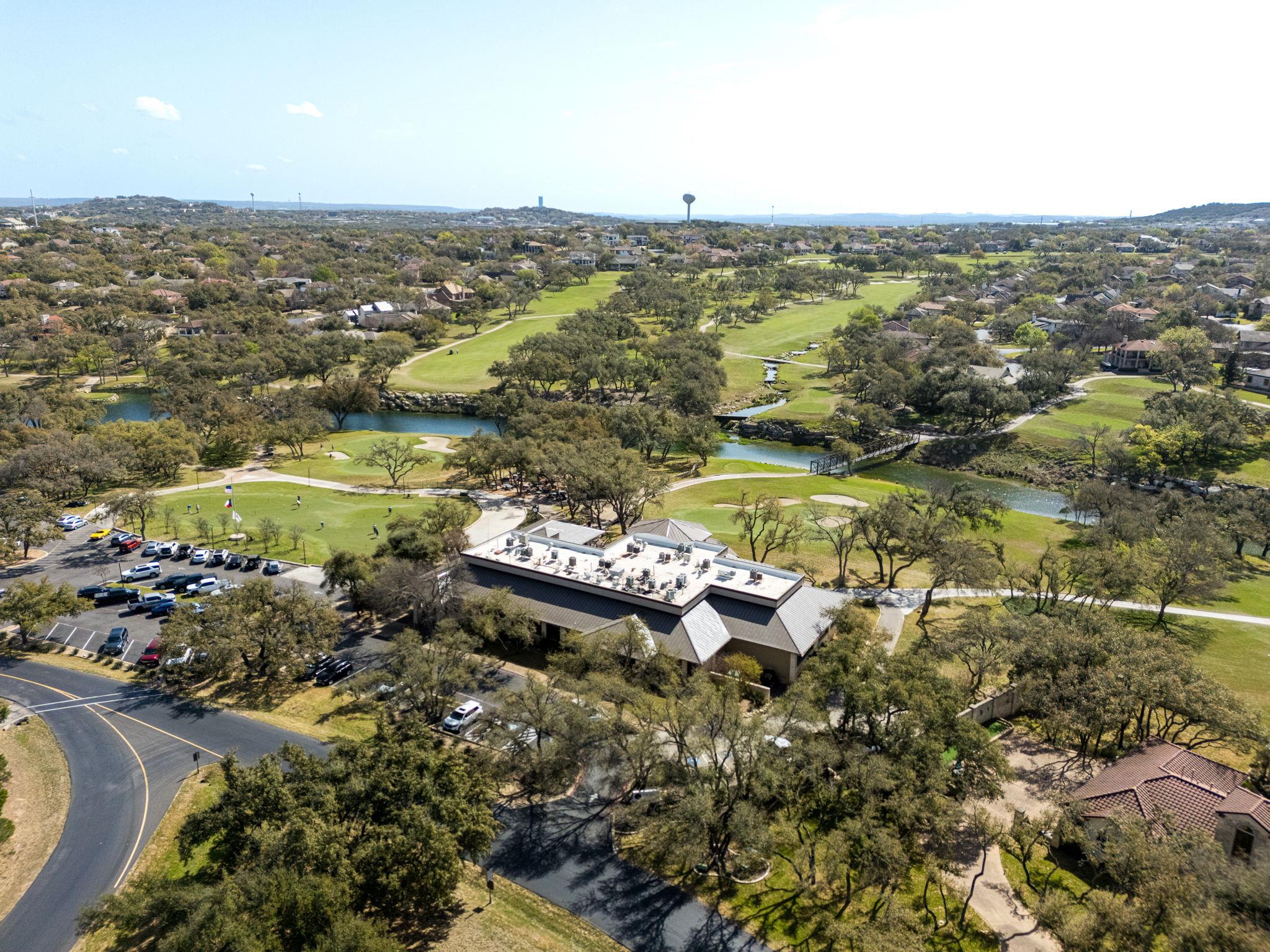 38 Cottondale Rd, The Hills, TX 78738