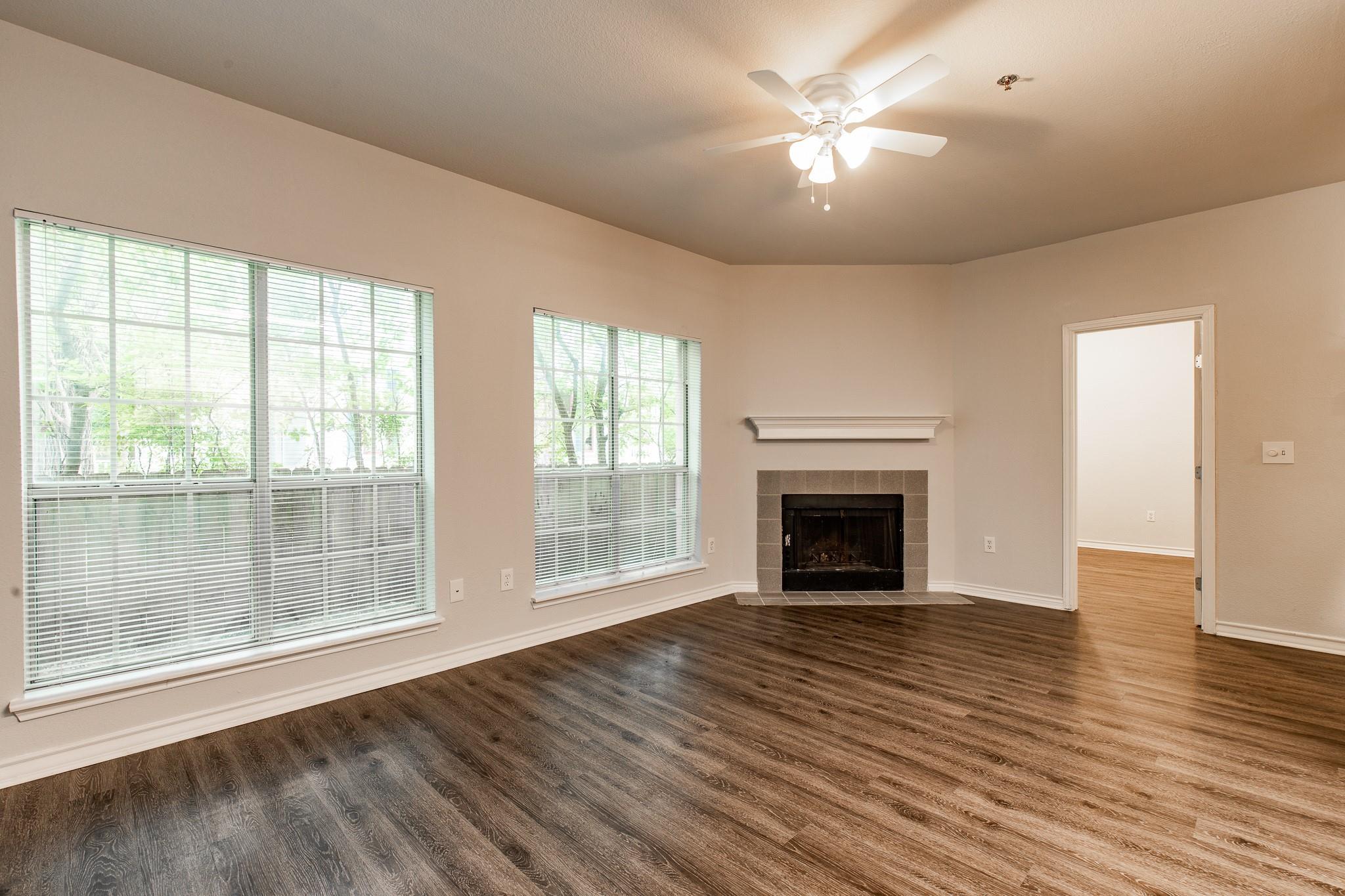 2204 San Gabriel St # 104, Austin, TX 78705