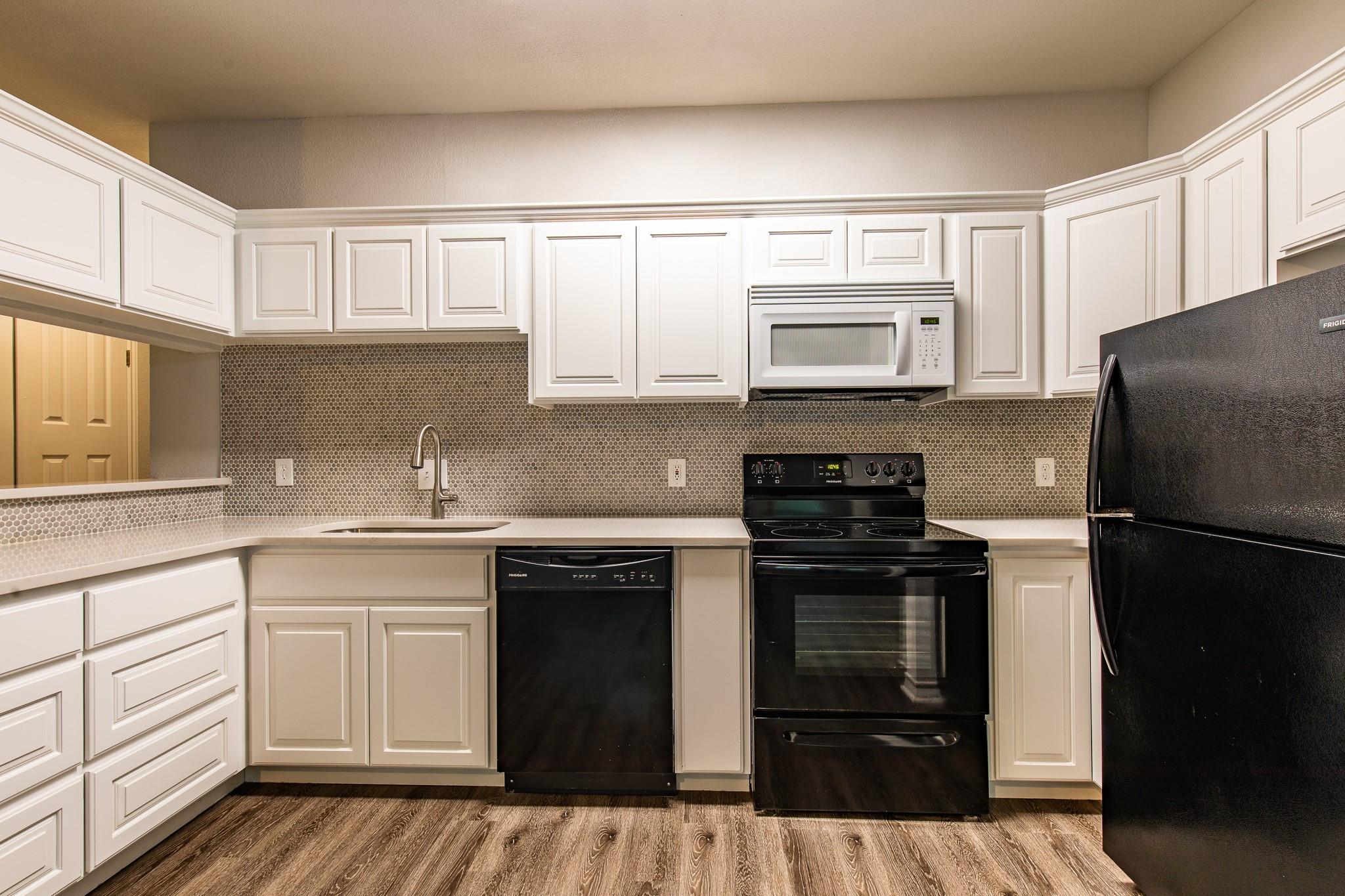 2204 San Gabriel St # 104, Austin, TX 78705
