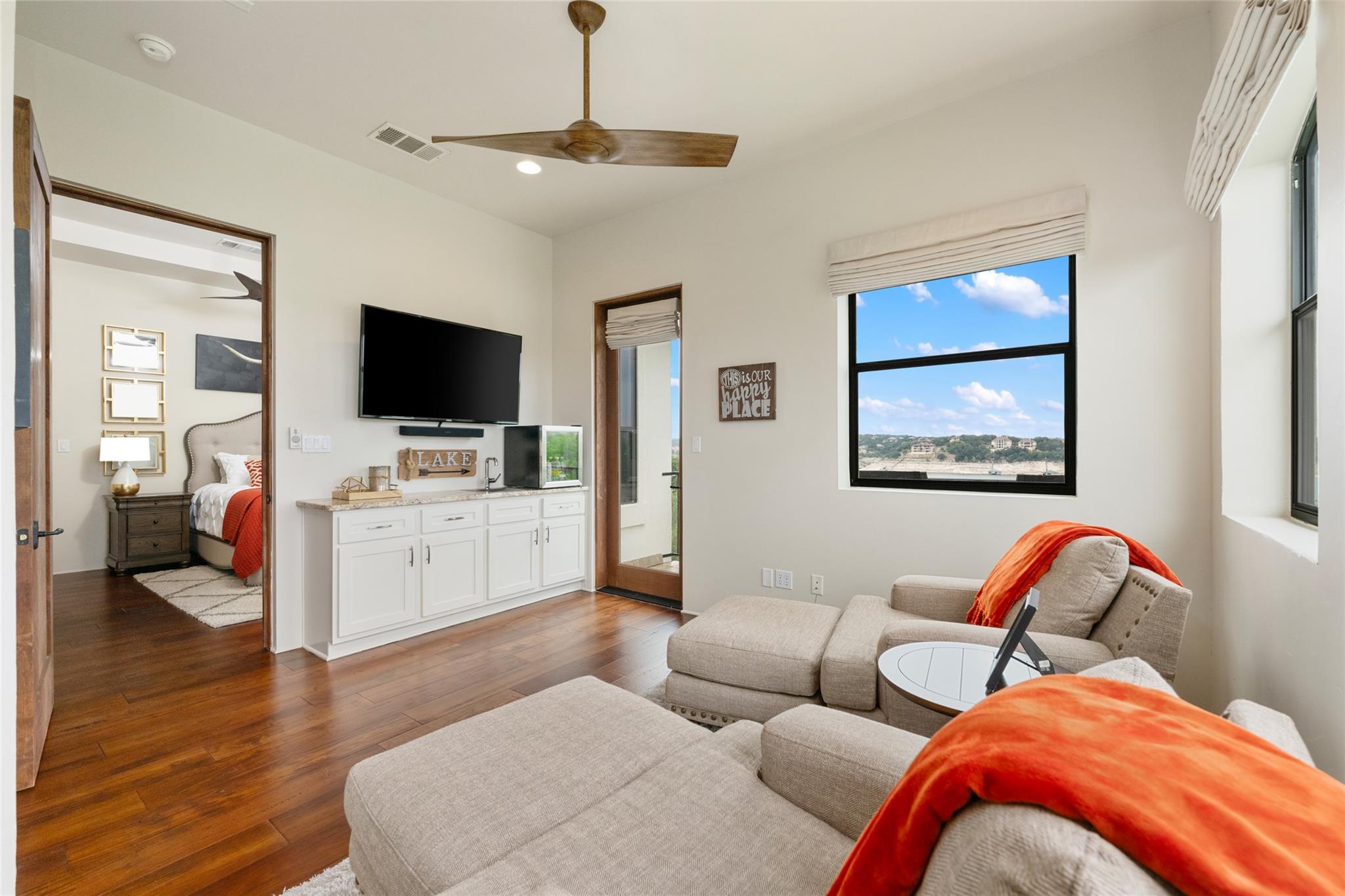 1404 Hurst Creek Rd, Austin, TX 78734