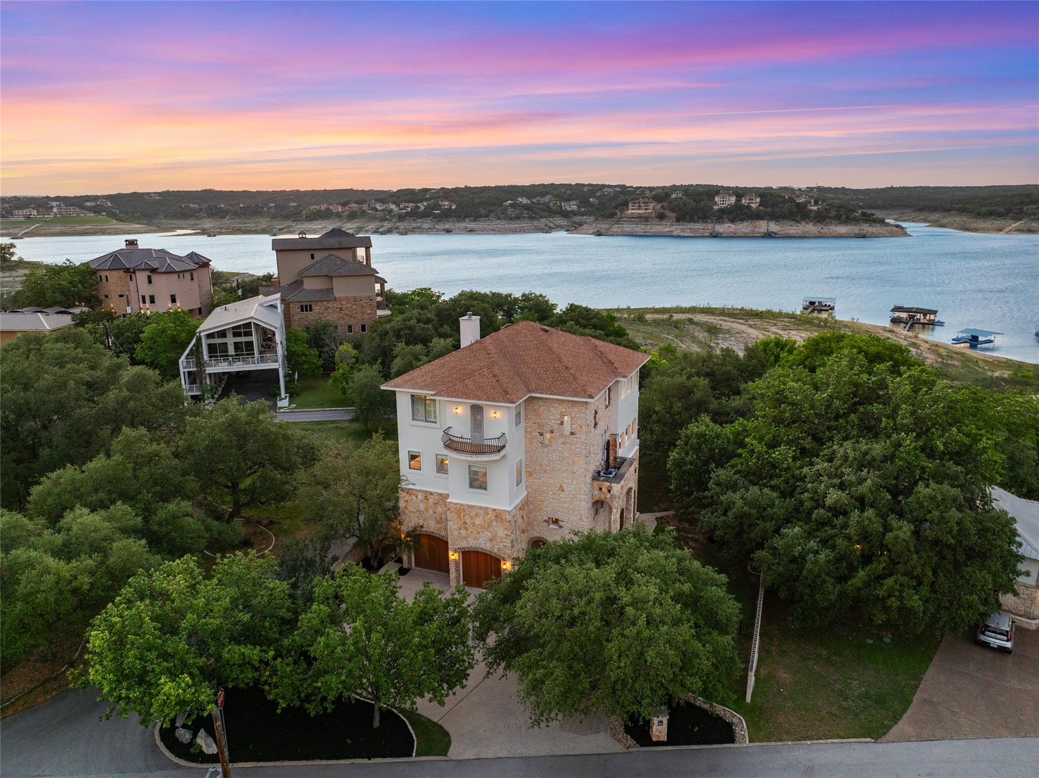 1404 Hurst Creek Rd, Austin, TX 78734