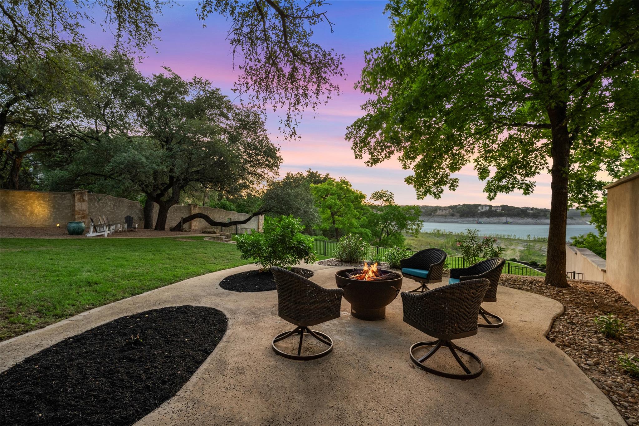 1404 Hurst Creek Rd, Austin, TX 78734
