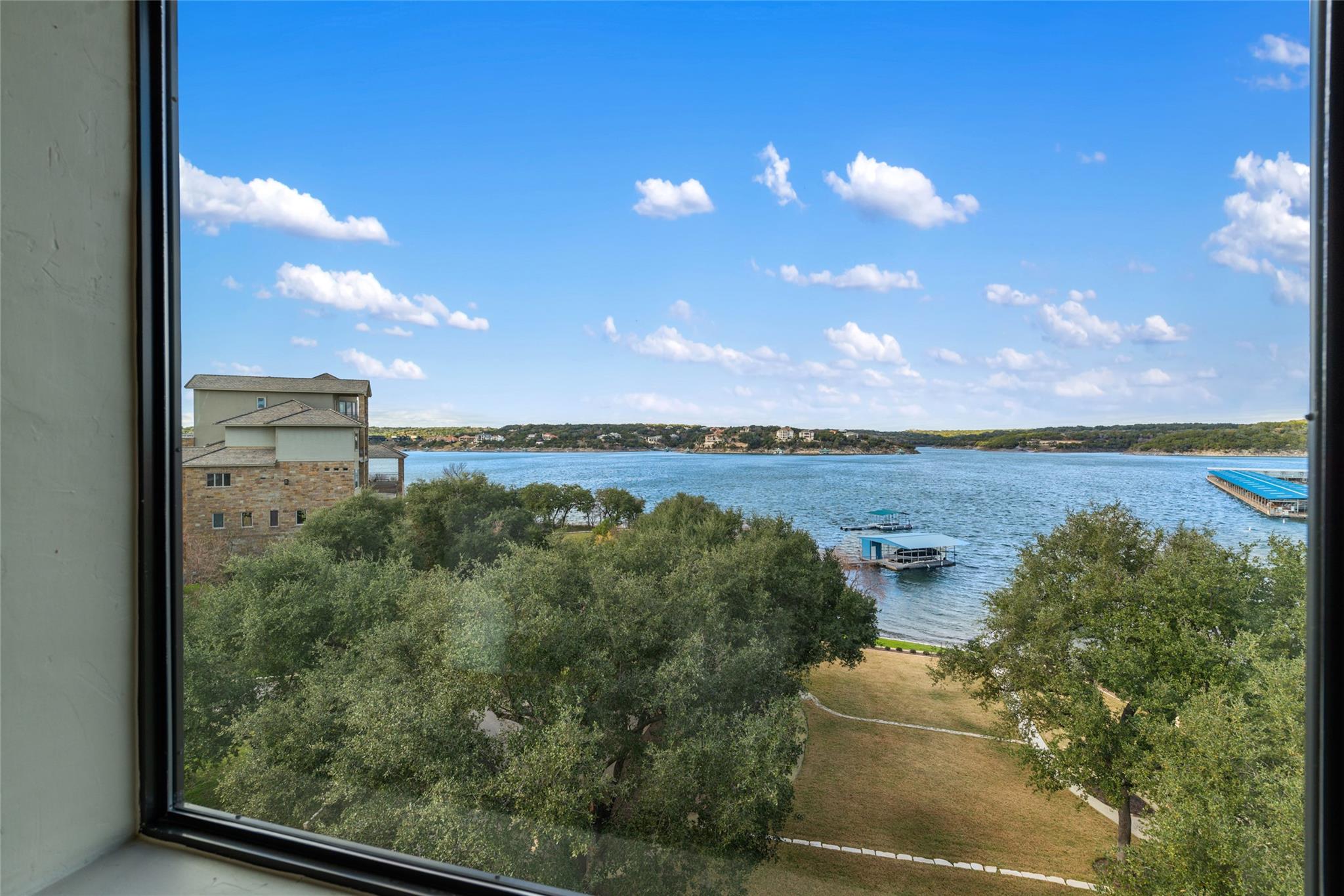1404 Hurst Creek Rd, Austin, TX 78734