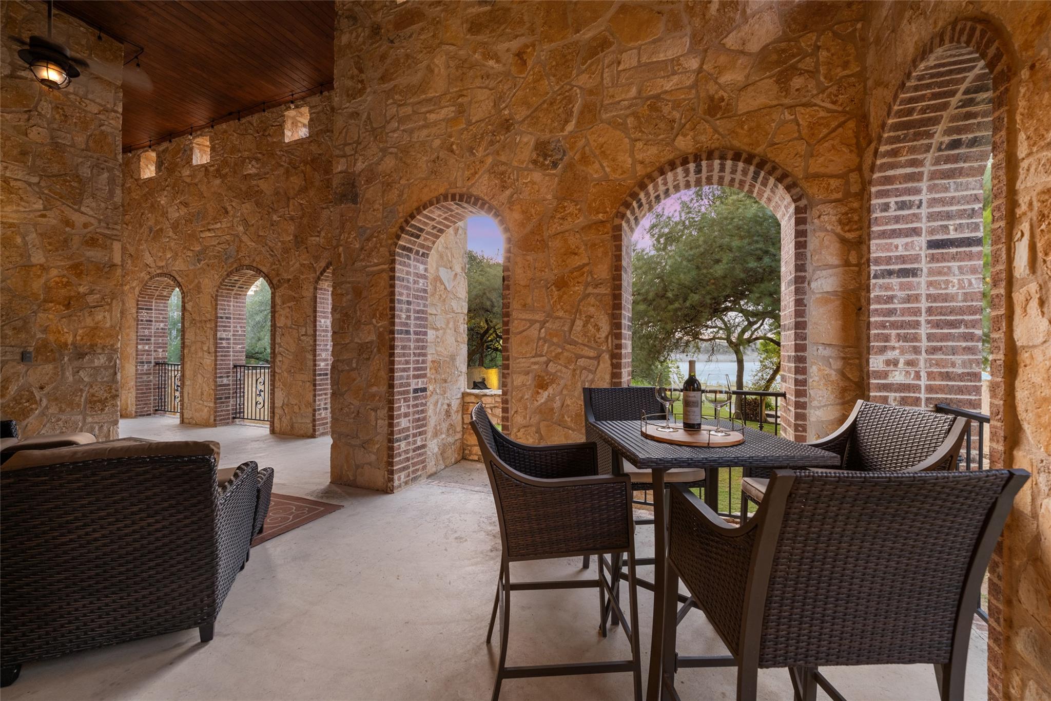 1404 Hurst Creek Rd, Austin, TX 78734