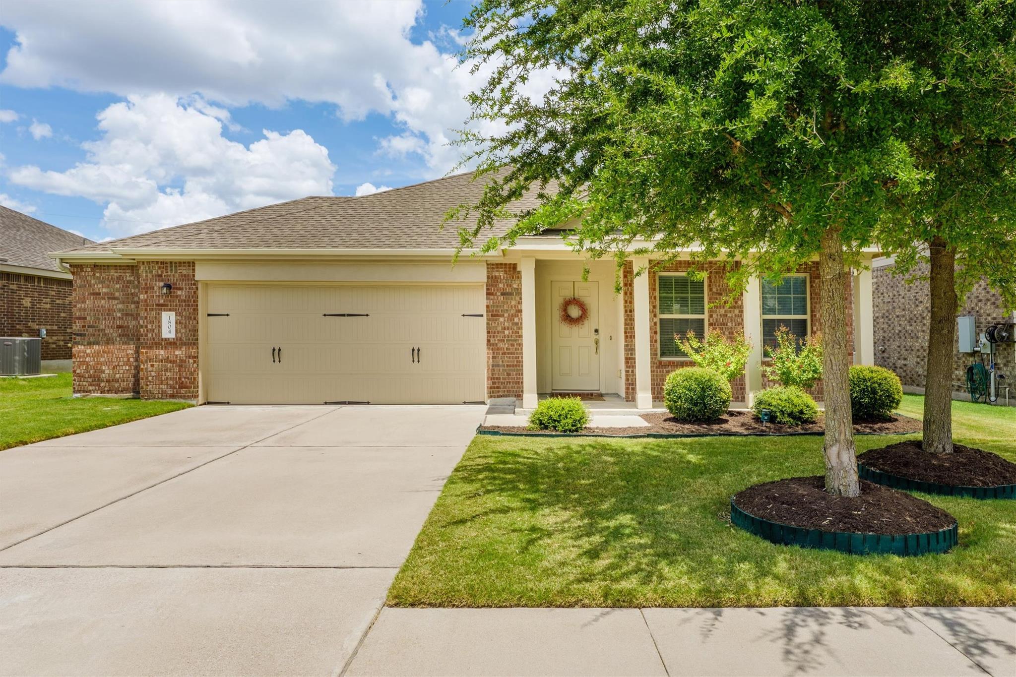 1804 Erie Dr, Leander, TX 78641