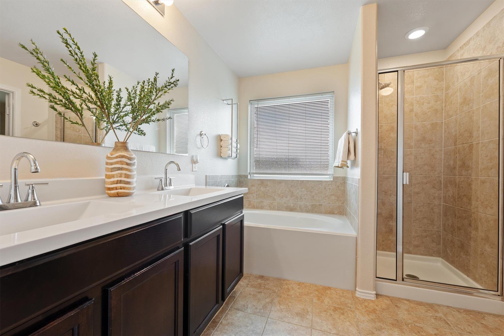 1804 Erie Dr, Leander, TX 78641