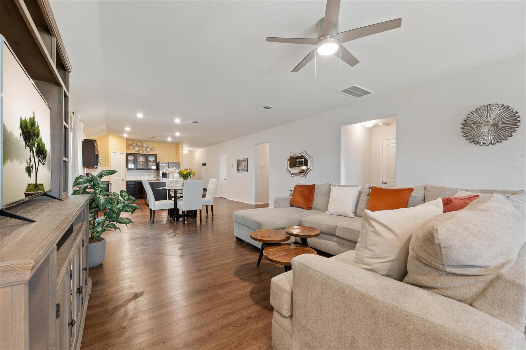 1804 Erie Dr, Leander, TX 78641