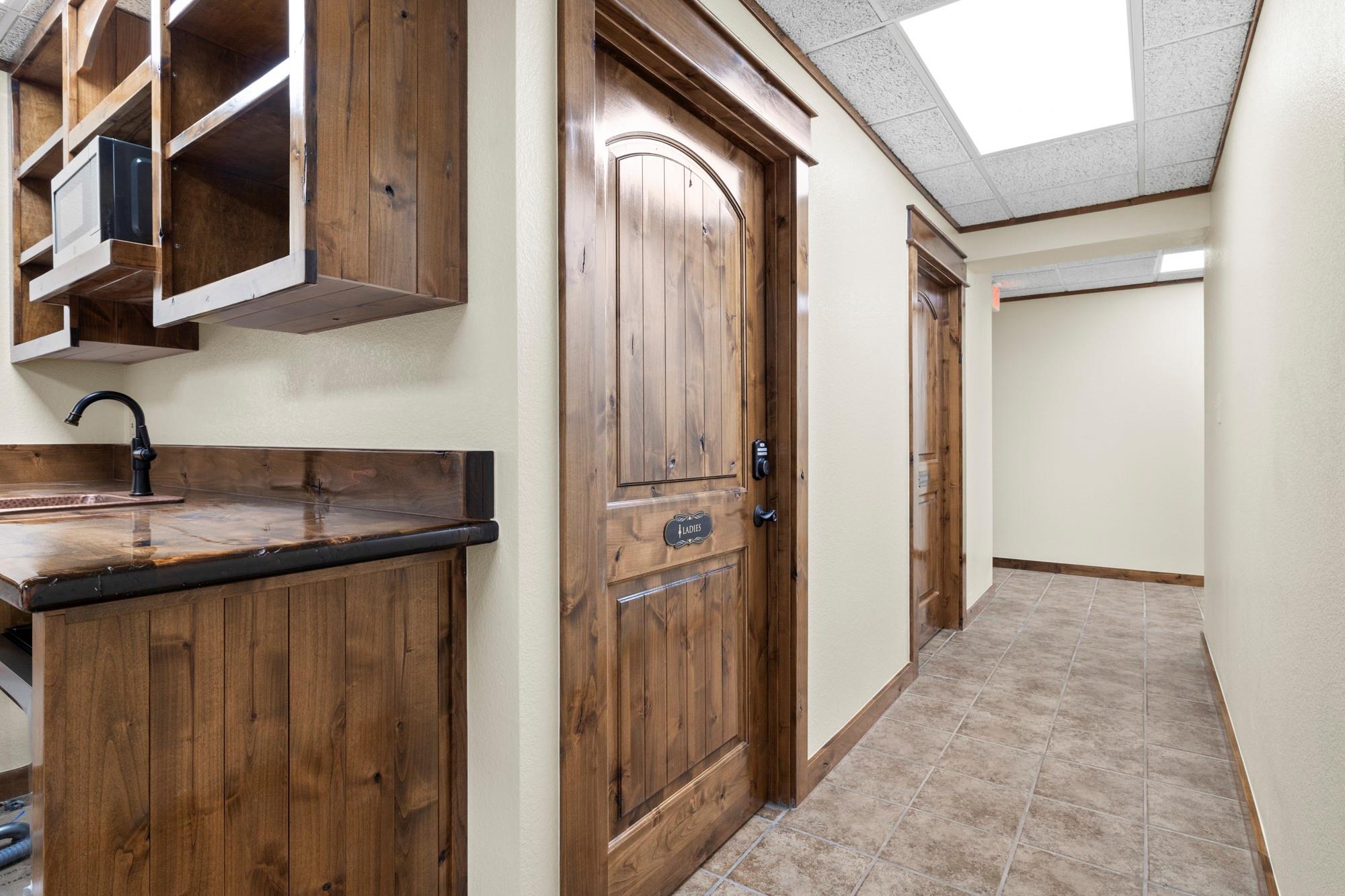 205 S Pierce St, Suite 12 # 12, Burnet, TX 78611