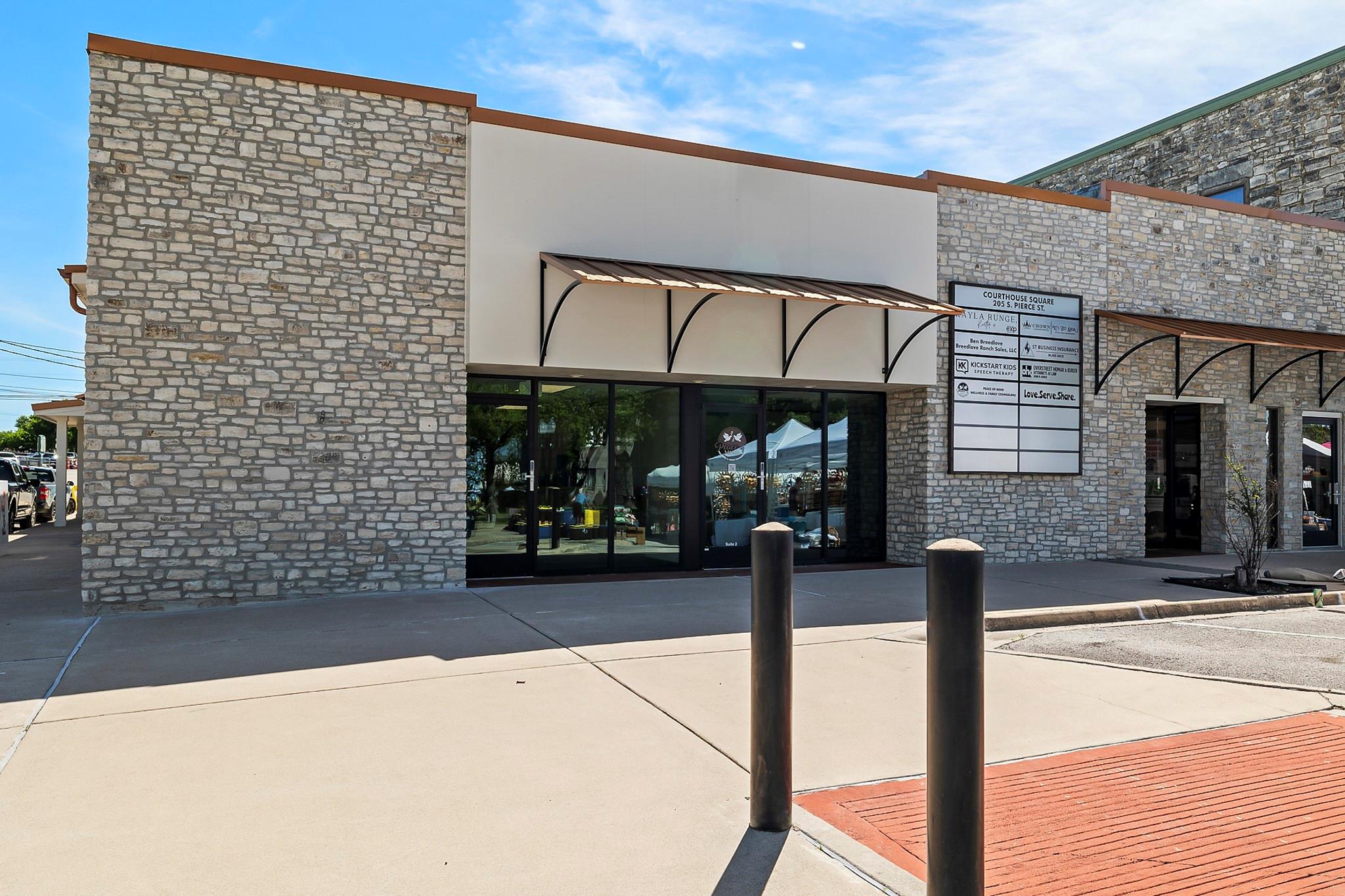 205 S Pierce St, Suite 12 # 12, Burnet, TX 78611
