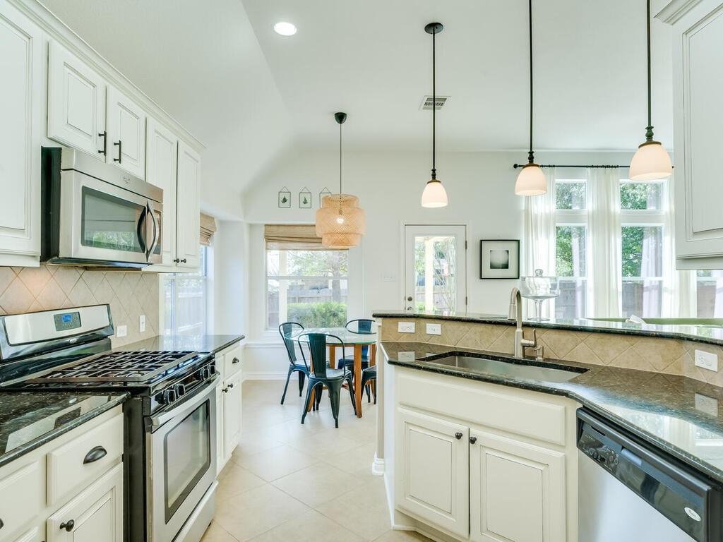 19401 Bridie Path, Pflugerville, TX 78660