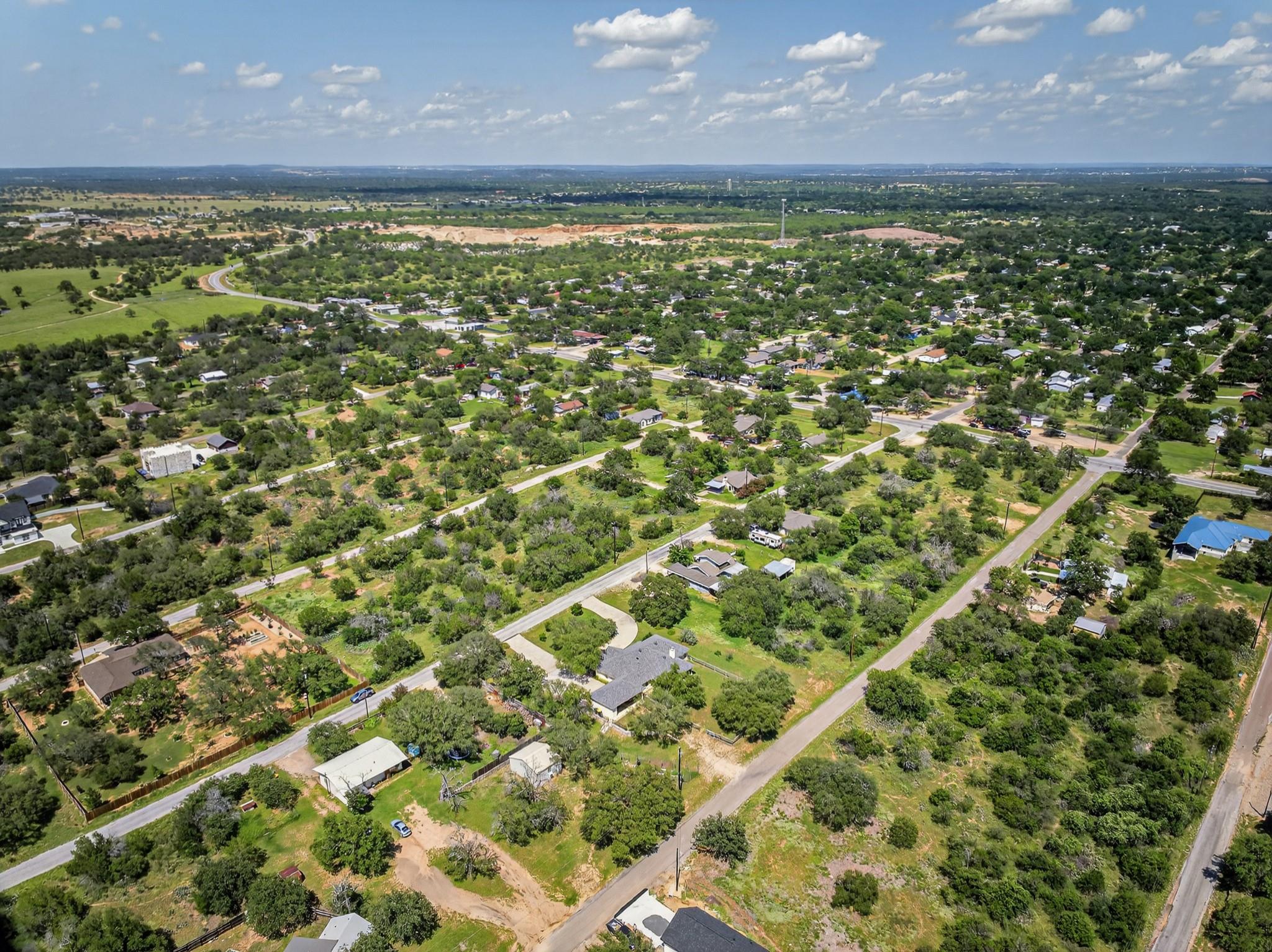 127 W Stonecastle Dr, Granite Shoals, TX 78654