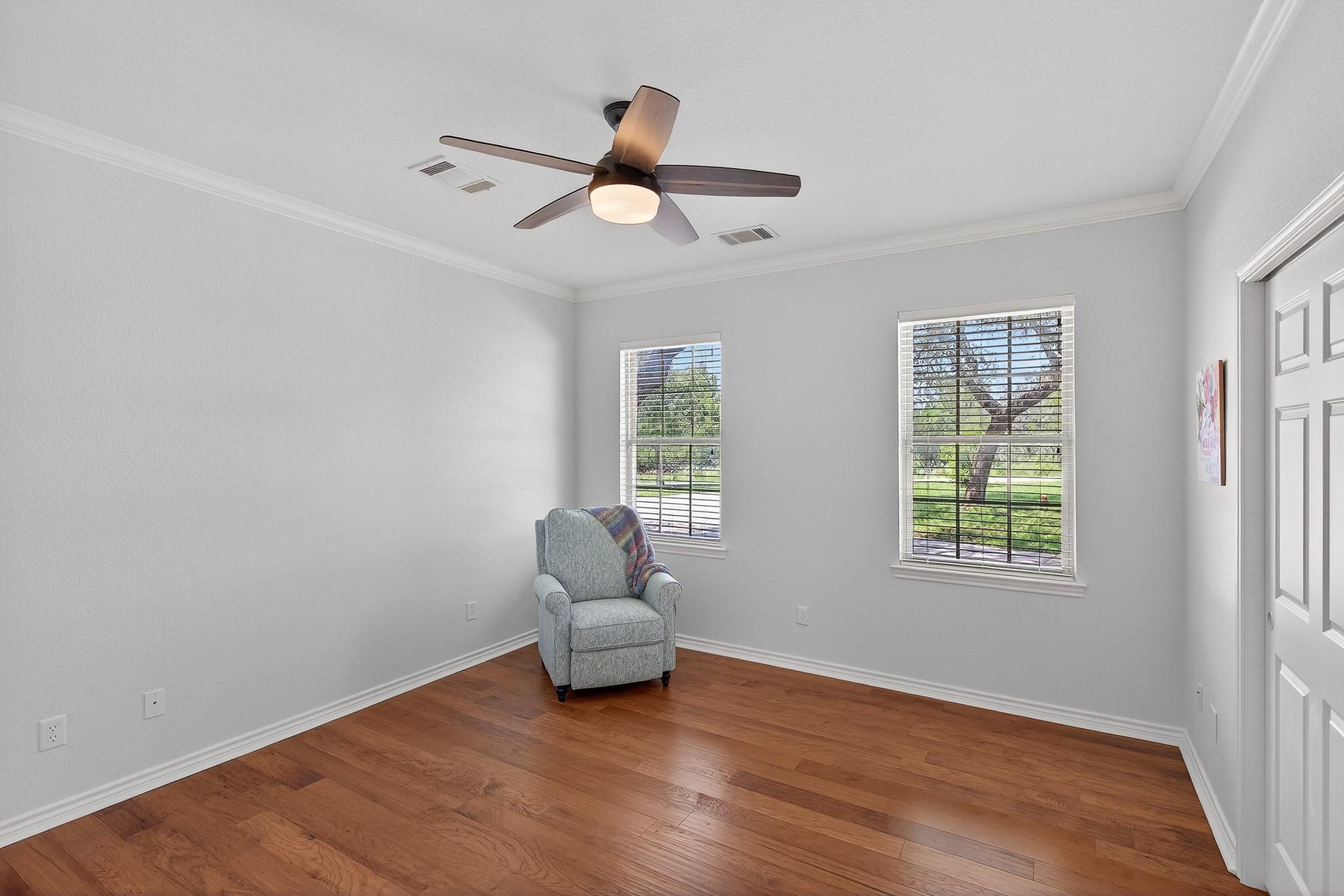 127 W Stonecastle Dr, Granite Shoals, TX 78654