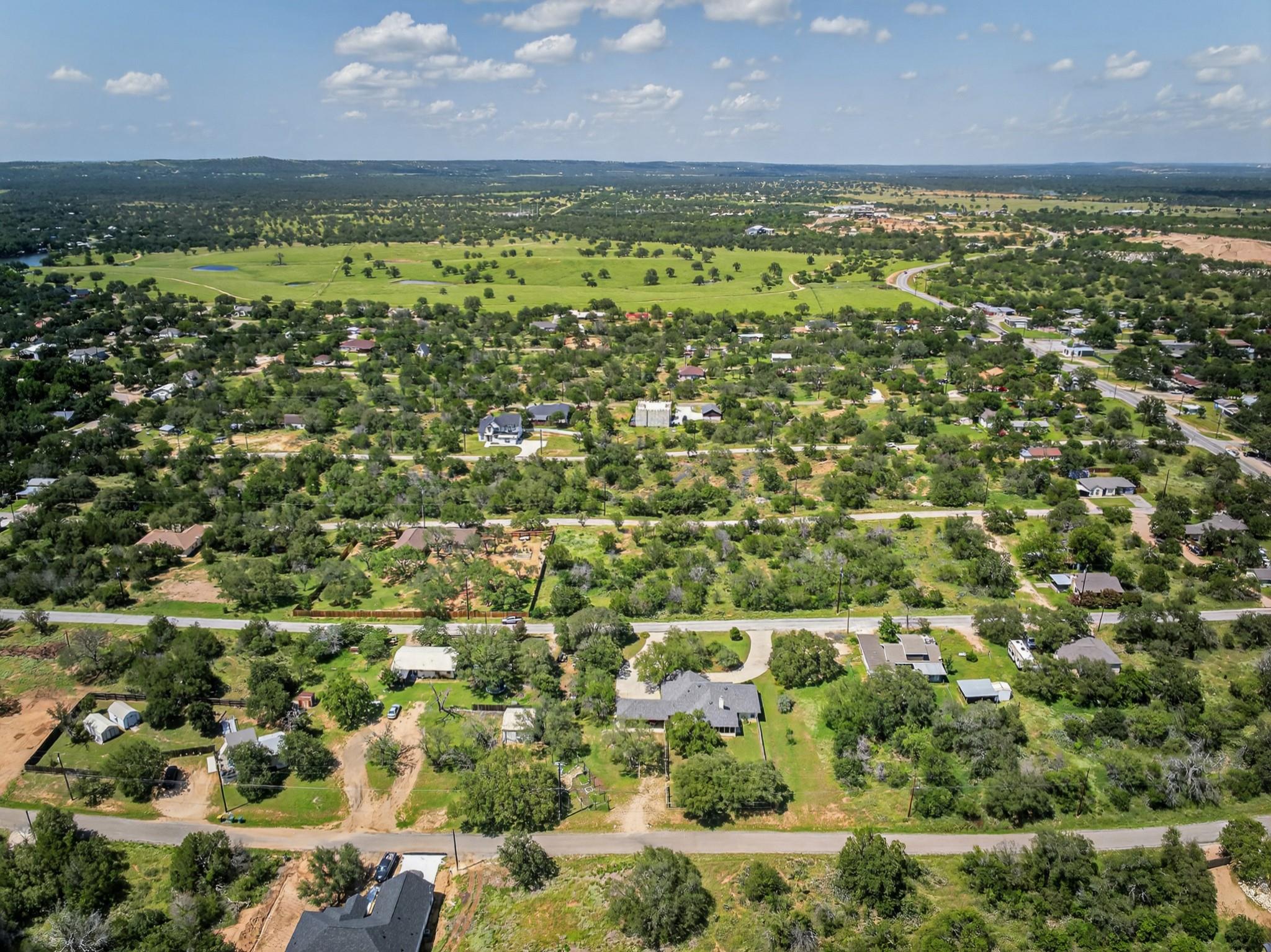 127 W Stonecastle Dr, Granite Shoals, TX 78654