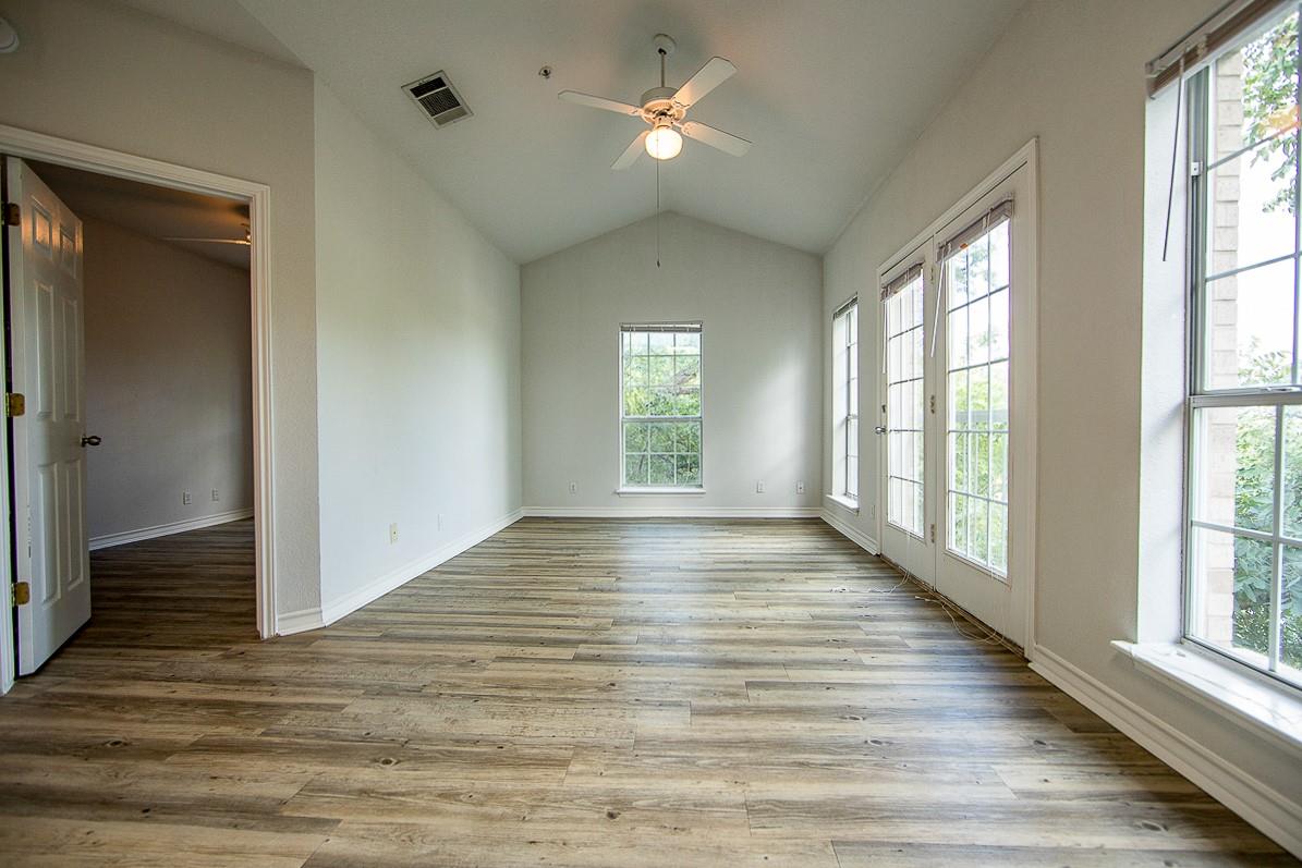 2204 San Gabriel St # 205, Austin, TX 78705