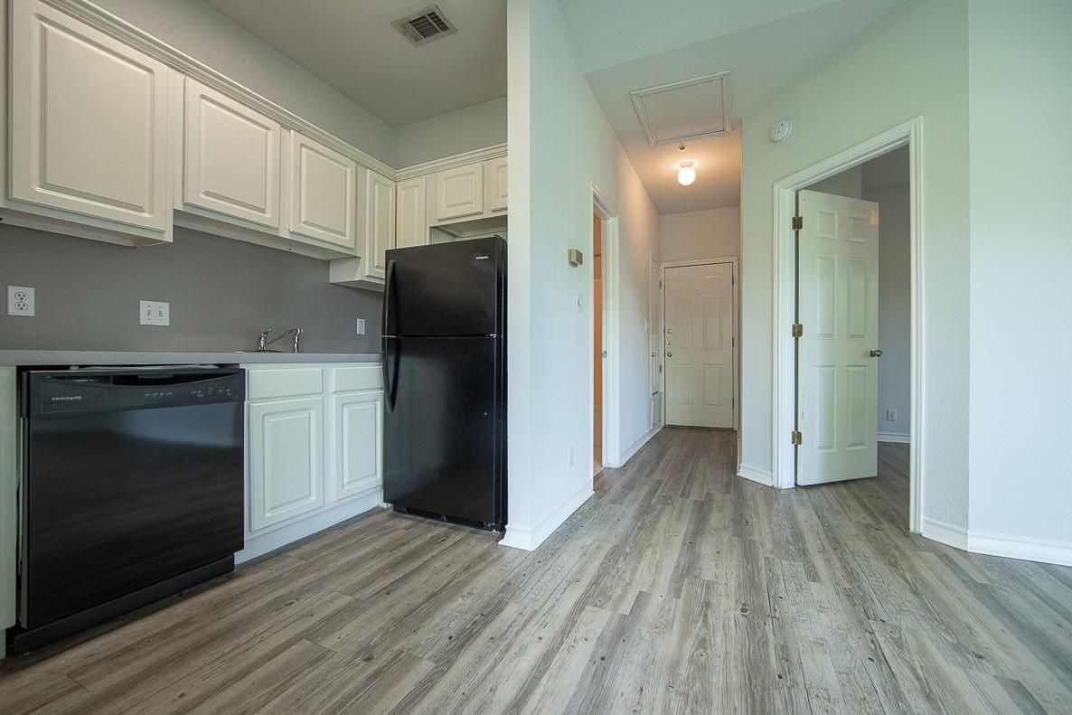 2204 San Gabriel St # 205, Austin, TX 78705
