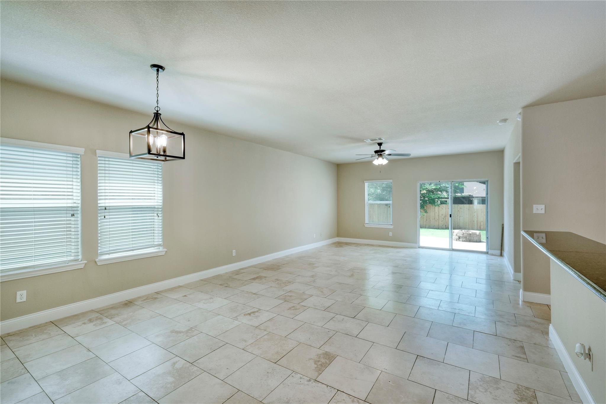 108 Tricia Ln, Hutto, TX 78634