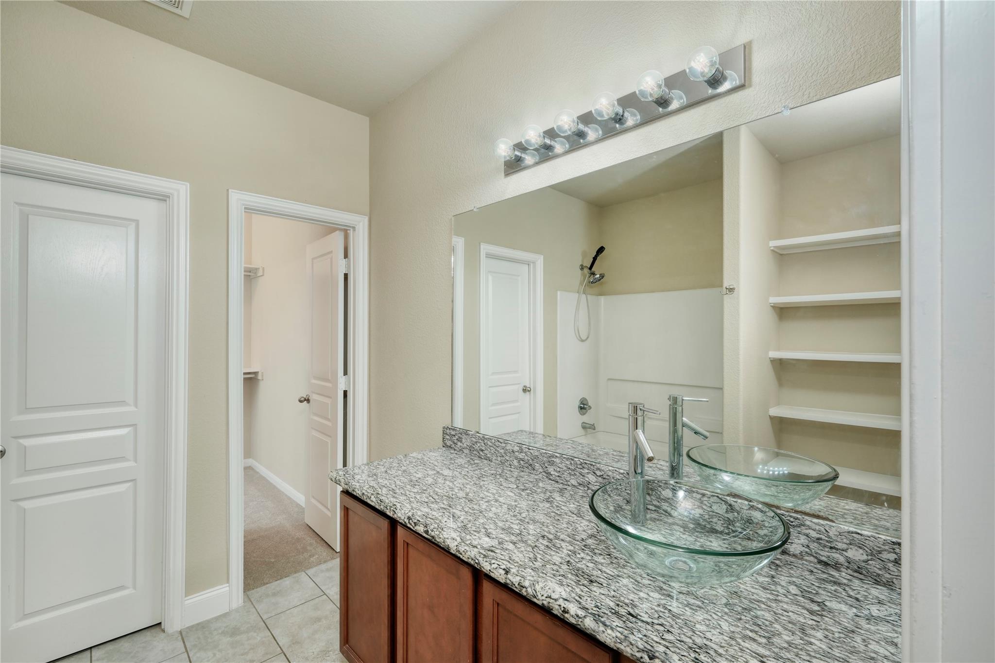 108 Tricia Ln, Hutto, TX 78634