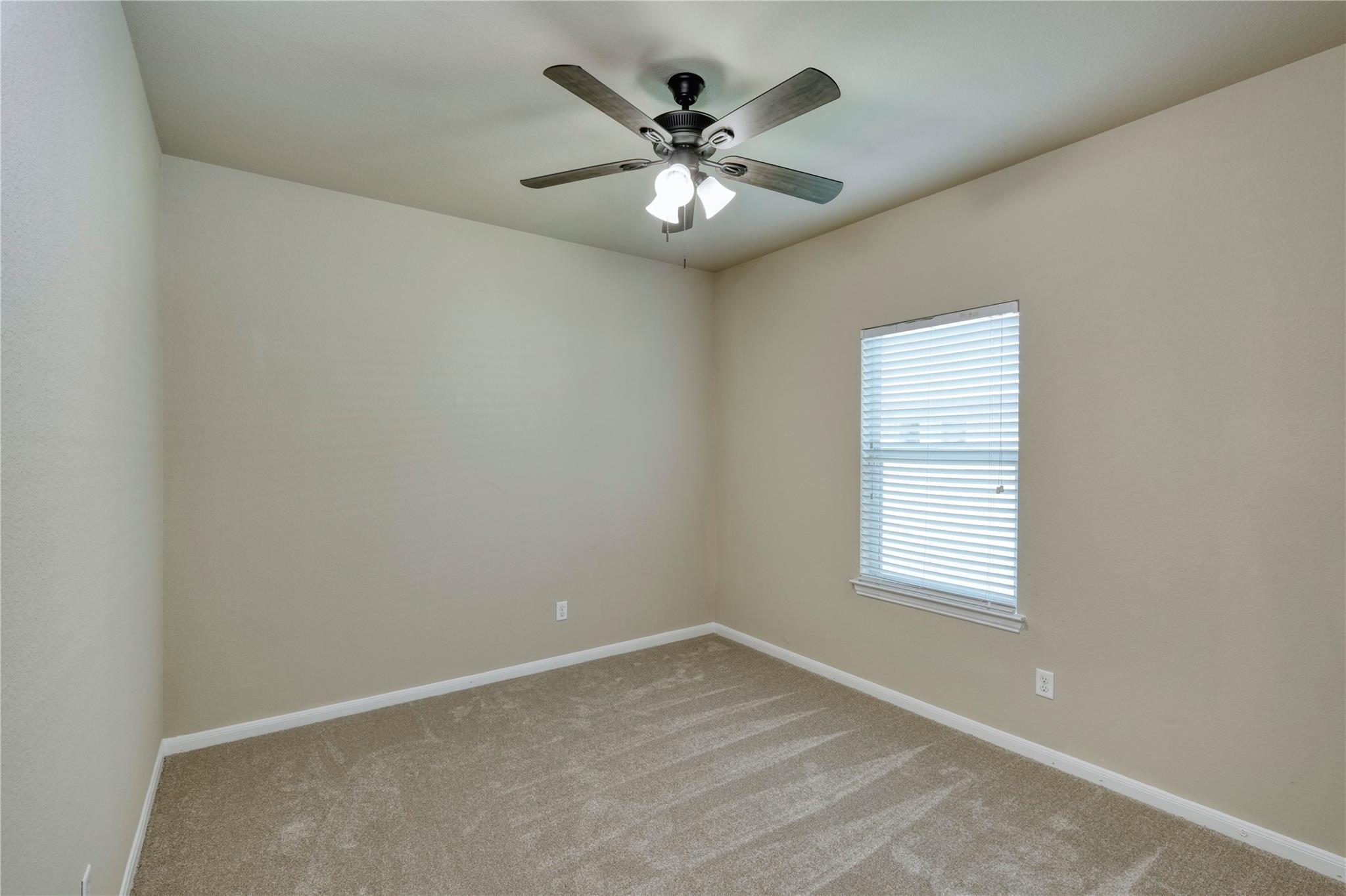 108 Tricia Ln, Hutto, TX 78634