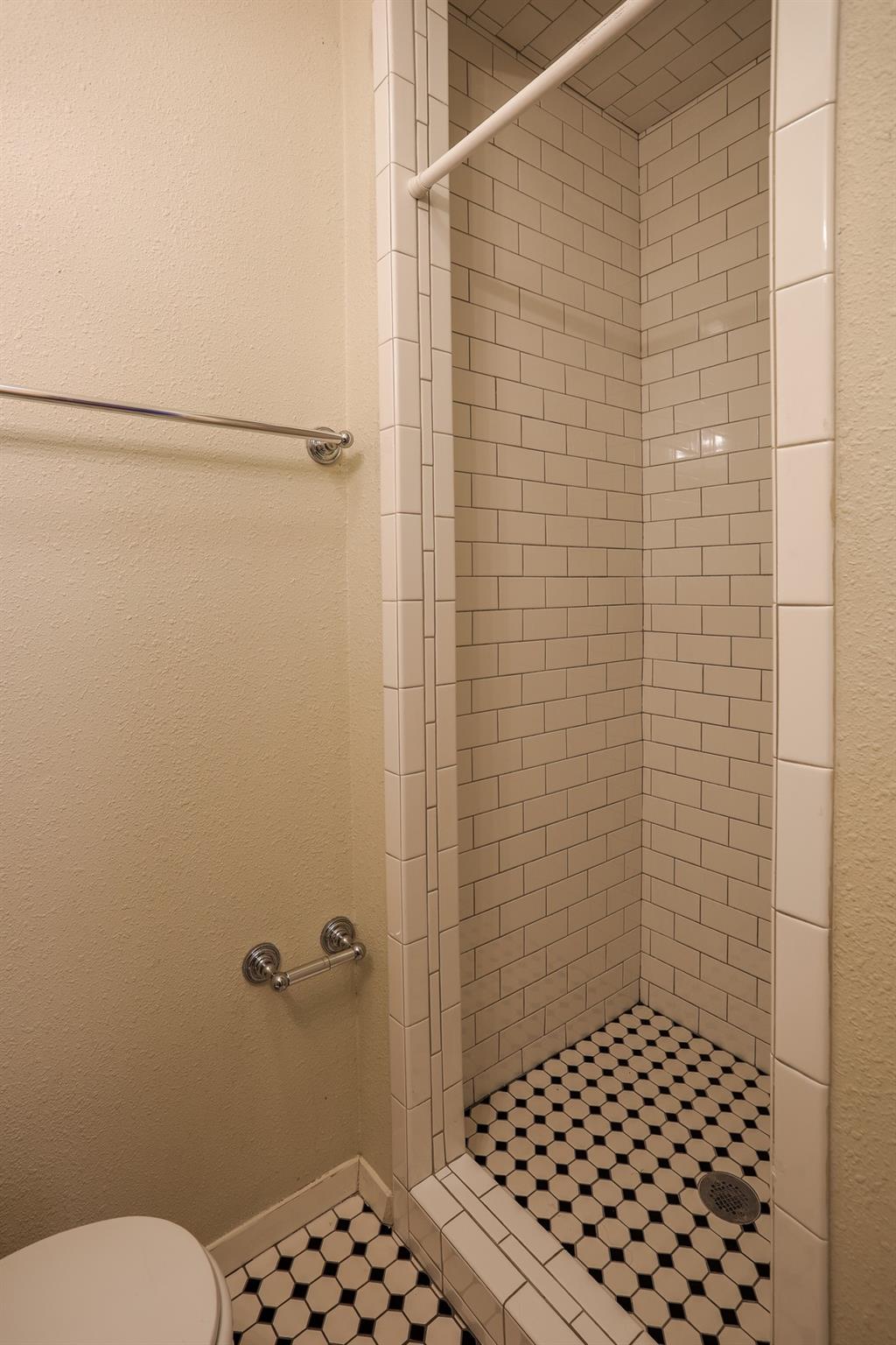 5504 Avenue F # 1, Austin, TX 78751