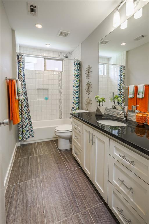 701 Zennia St # B, Austin, TX 78751