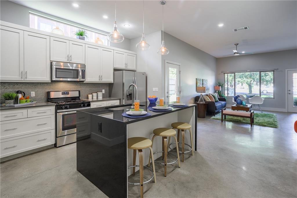 701 Zennia St # B, Austin, TX 78751
