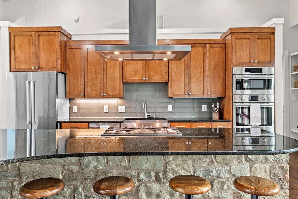 179 Sandy Creek Cv, Driftwood, TX 78619