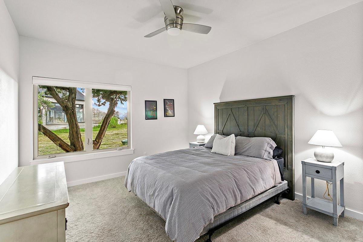 179 Sandy Creek Cv, Driftwood, TX 78619
