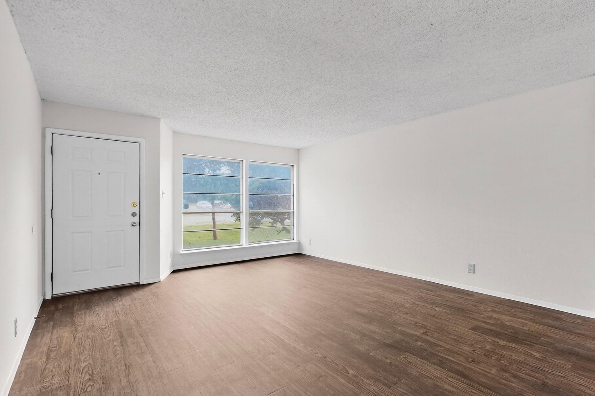 3433 E Stassney Ln, Austin, TX 78744