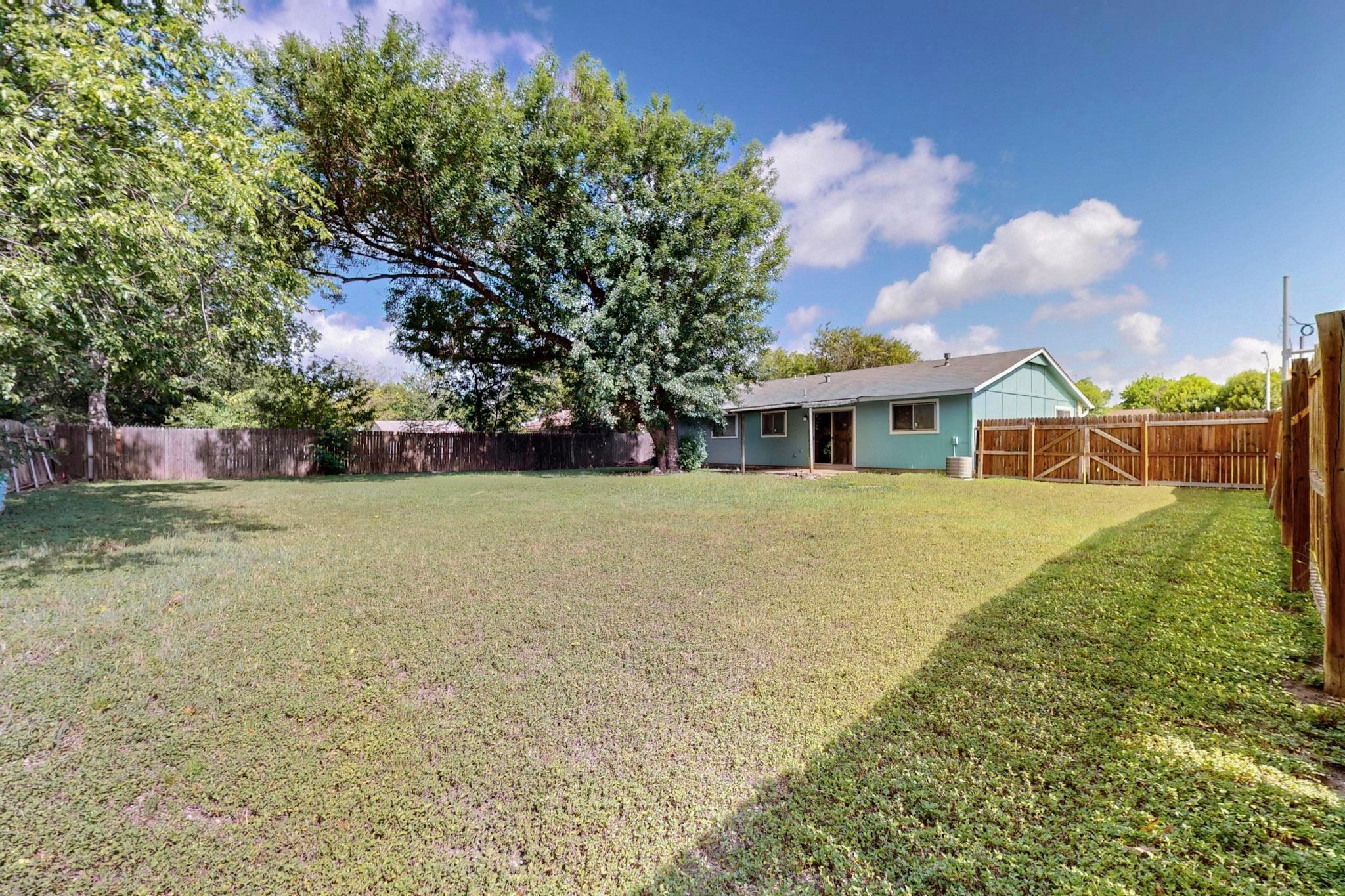3433 E Stassney Ln, Austin, TX 78744