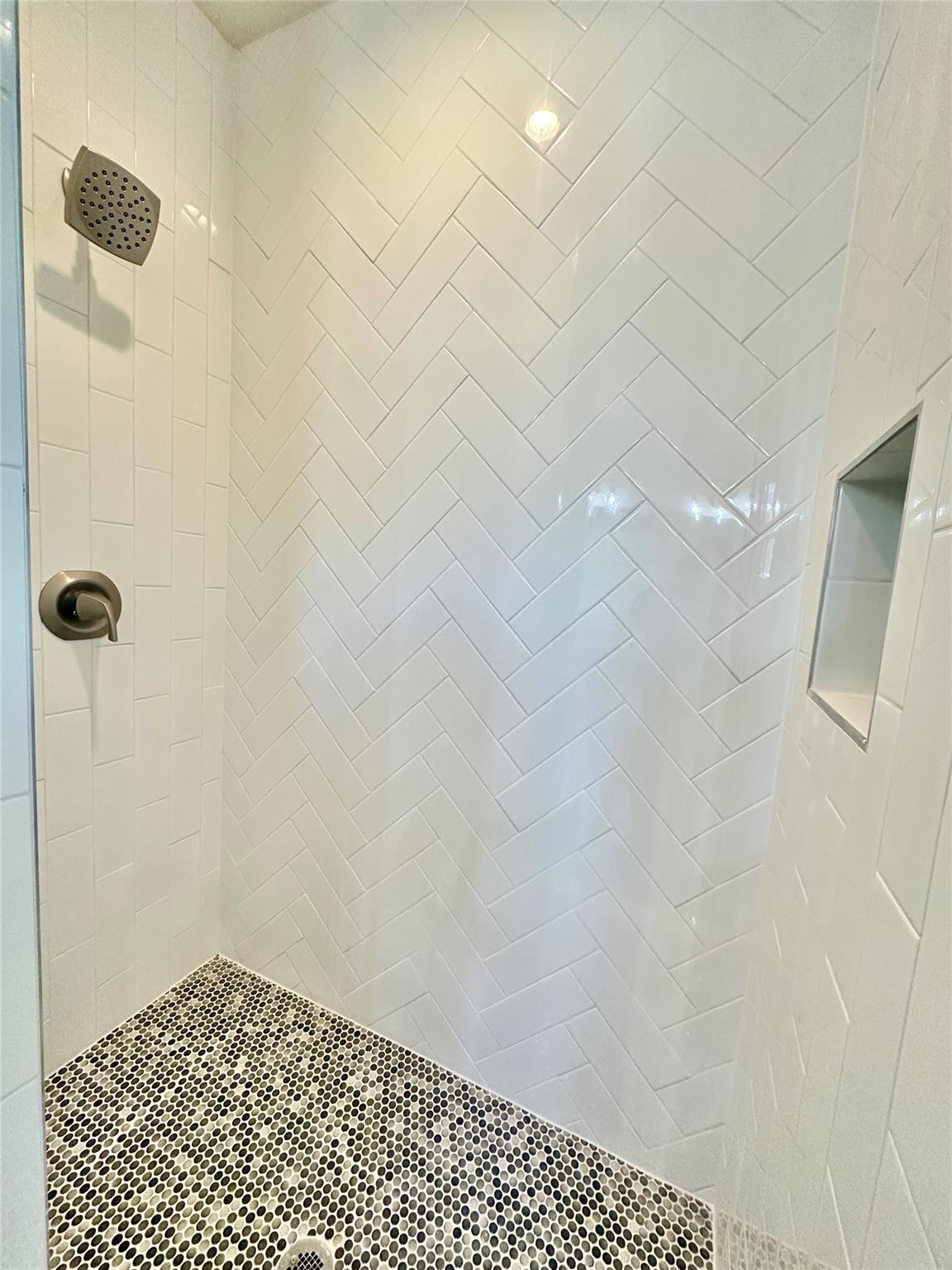 142 E Pauwela Ln, Bastrop, TX 78602