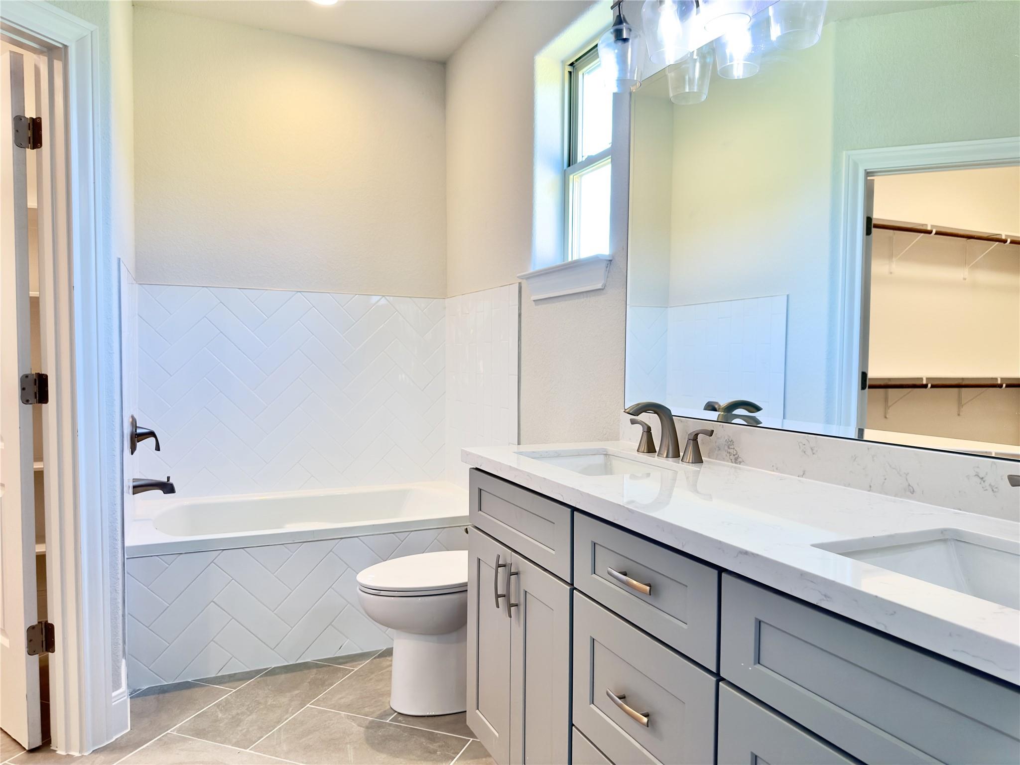 142 E Pauwela Ln, Bastrop, TX 78602