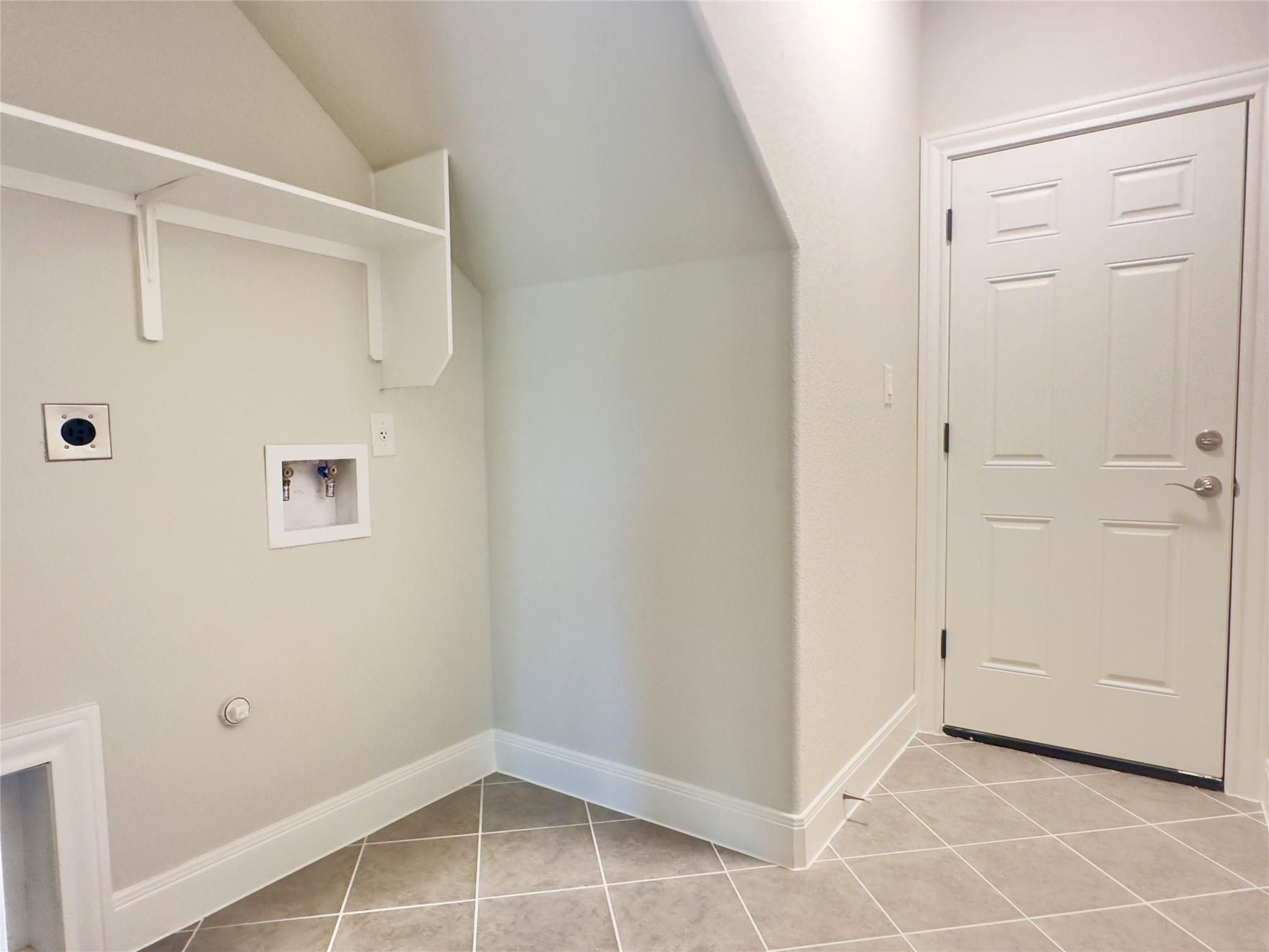 142 E Pauwela Ln, Bastrop, TX 78602