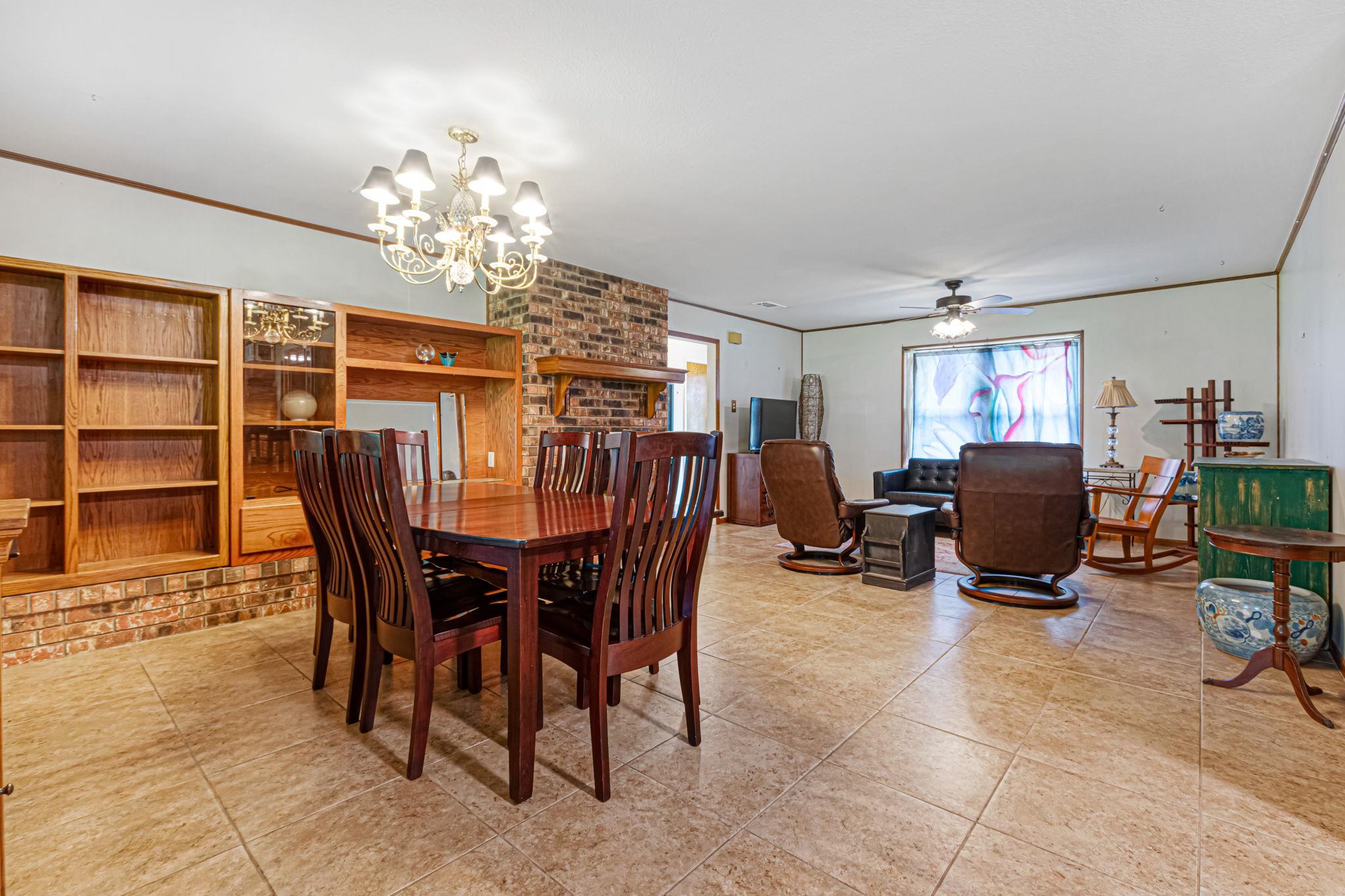 310 Cardinal Ln, Burnet, TX 78611