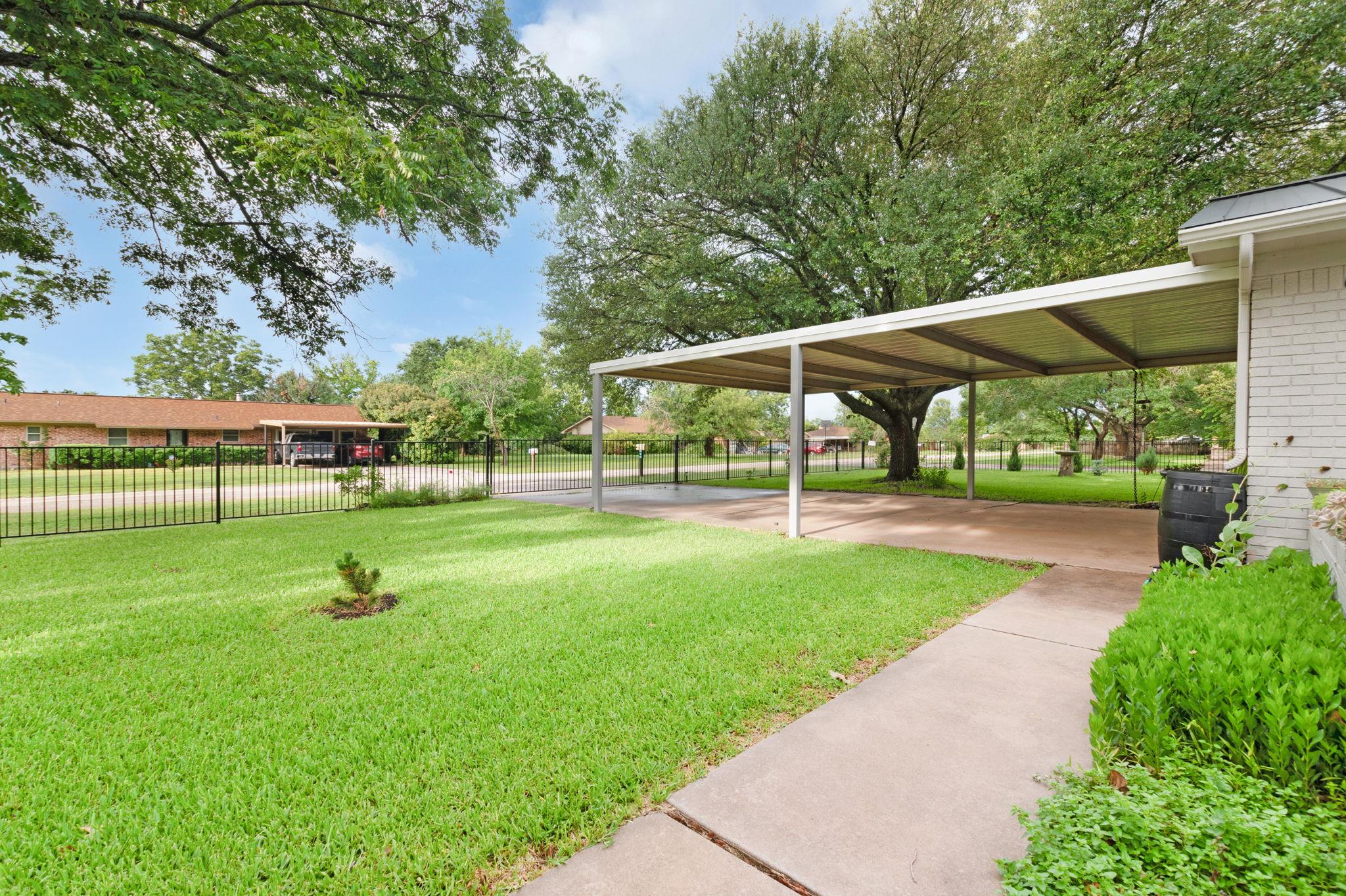 310 Cardinal Ln, Burnet, TX 78611