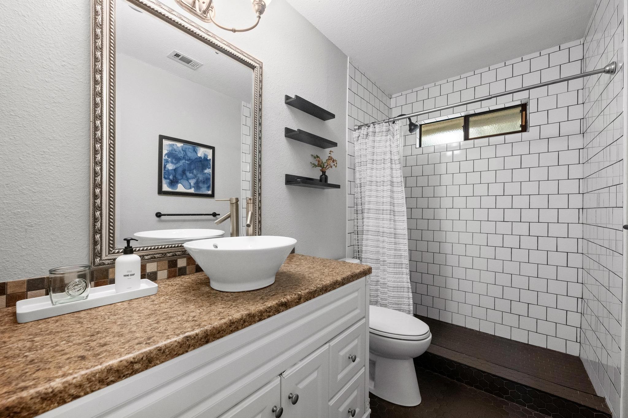 8406 Copano Dr, Austin, TX 78749