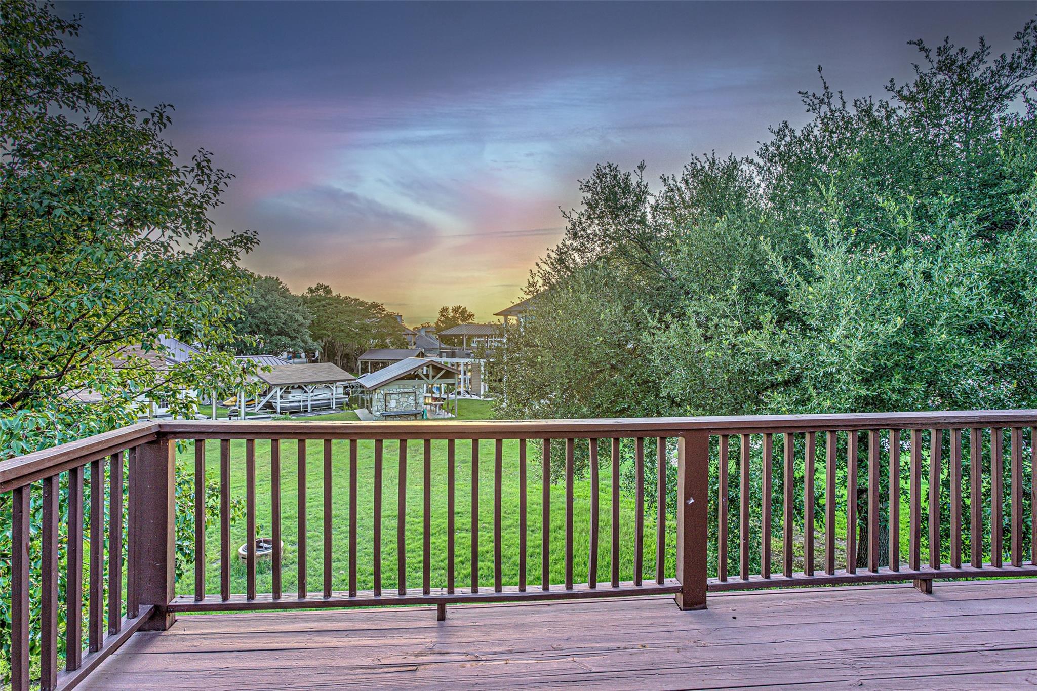 401 Lake Point Dr, Horseshoe Bay, TX 78657