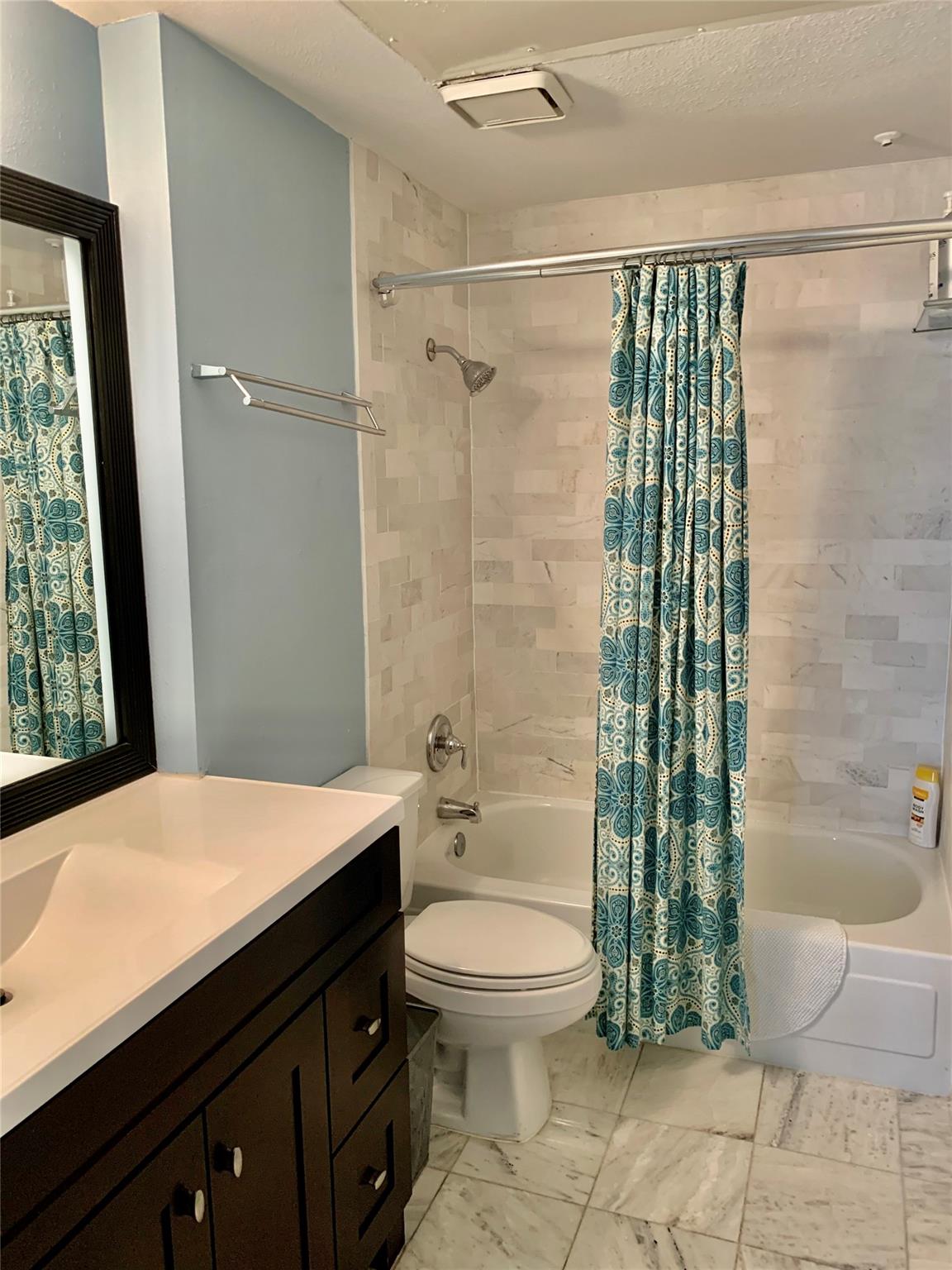 700 S 1st St # 307, Austin, TX 78704